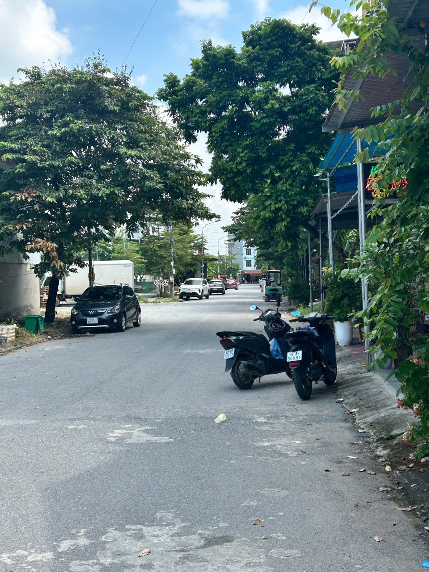Bán văn phòng 3.5 tầng tại khu đô thị Tân Việt Tiến, diện tích 90m2