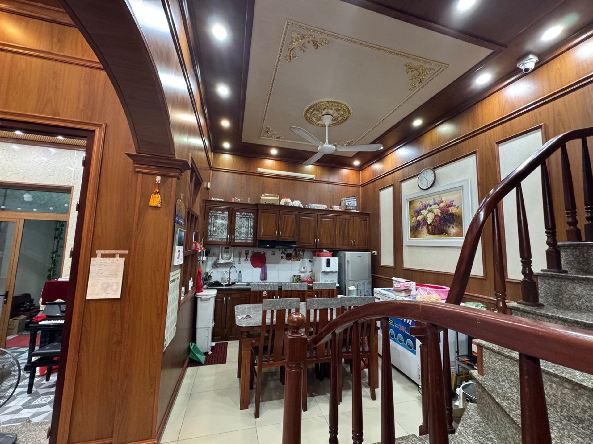 Căn hộ 4 tầng Tây Hồ - Sống tiện nghi giữa lòng thành phố