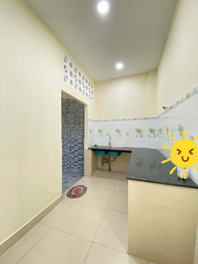 Bán nhà mặt phố 60m2 2PN 2WC hướng Đông Nam Quận 9