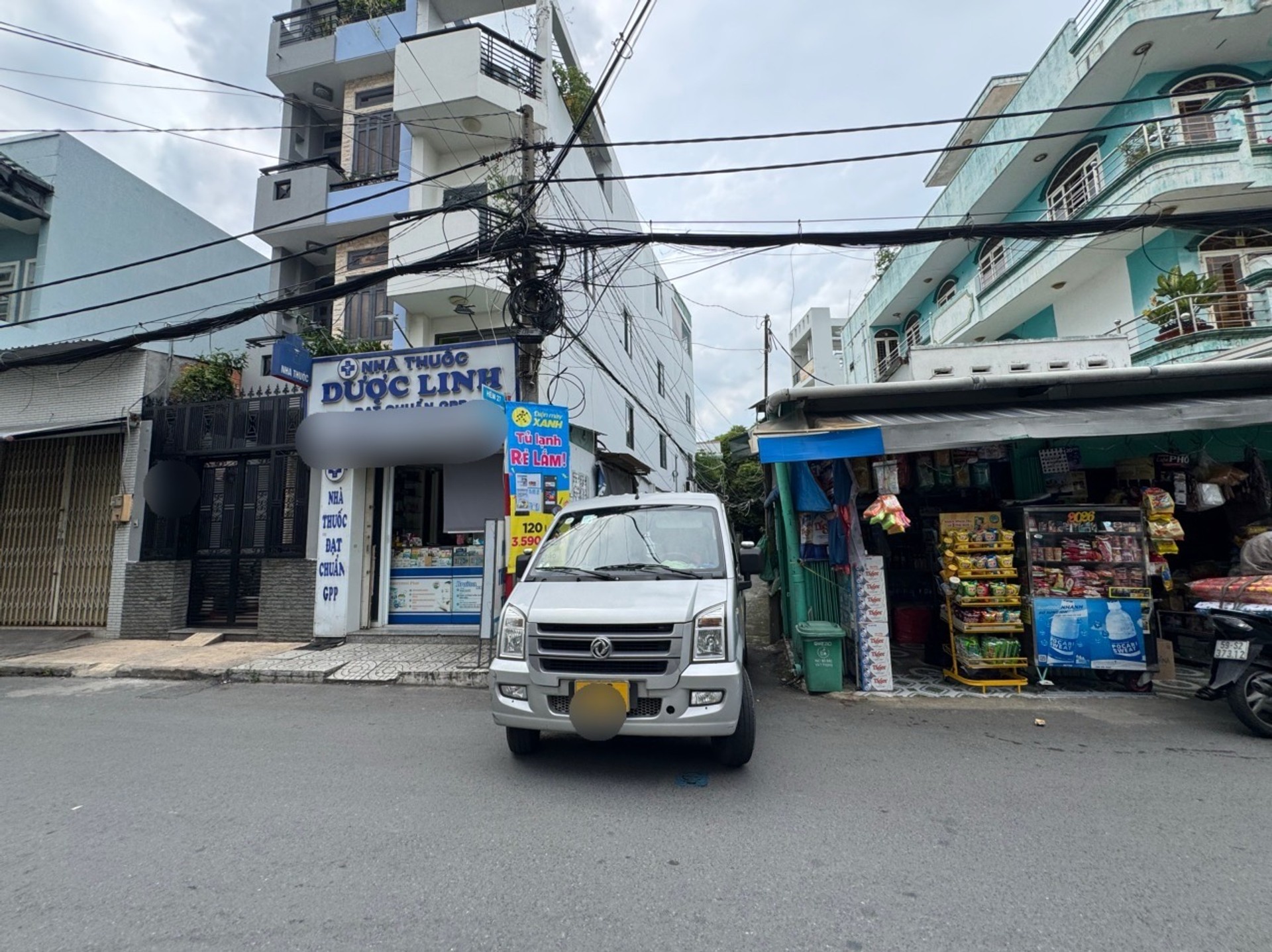 Nhà củ hẻm ô tô đậu cửa 59 m2)