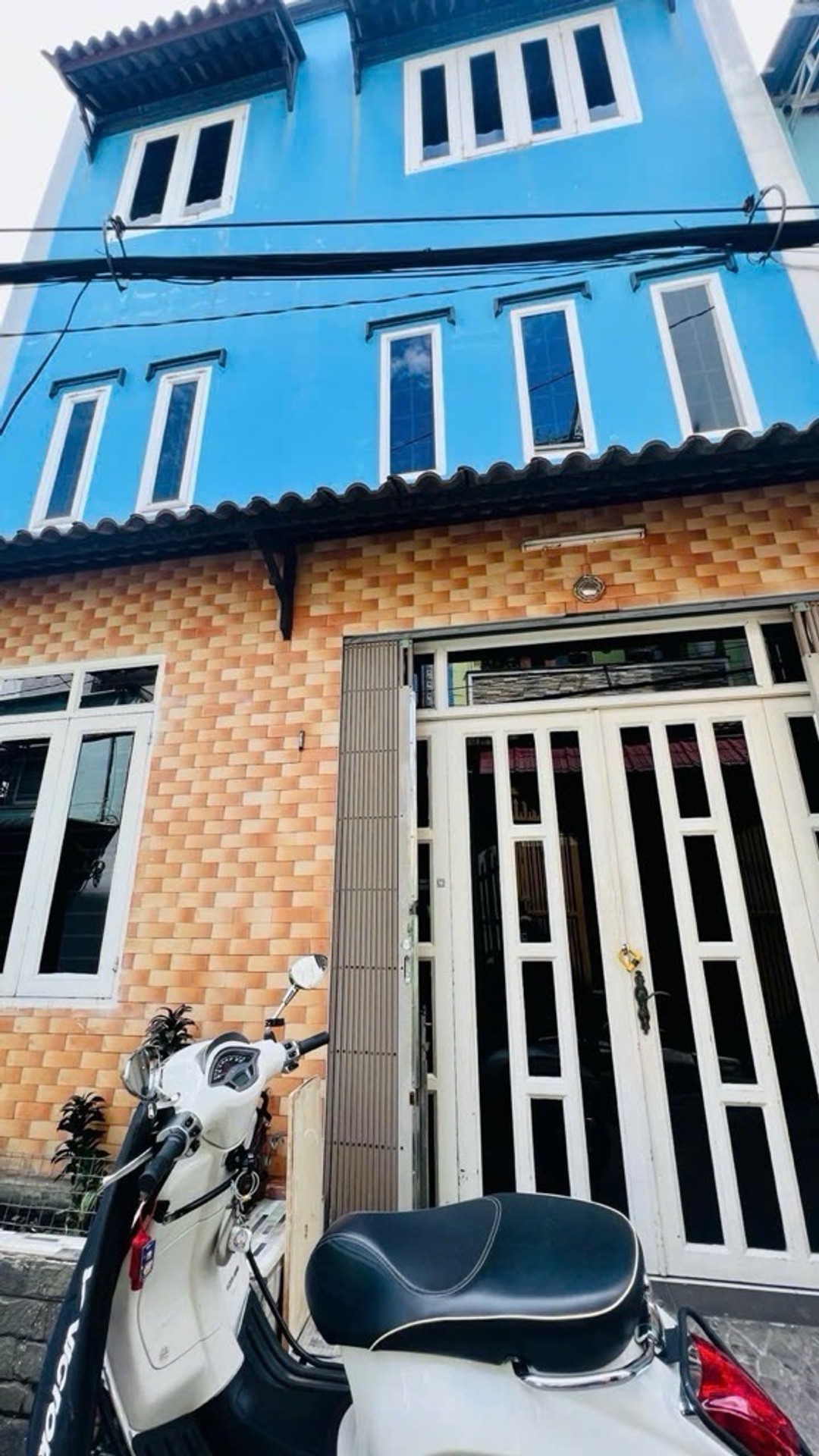 Nhà đẹp 3 tầng, mặt tiền 6m giữa trung tâm Tân Phú