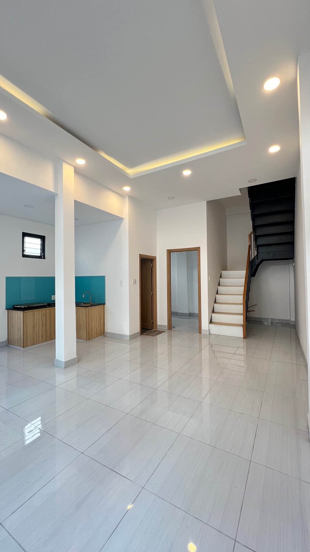 Bán nhà 2 tầng 68m2 mặt tiền rộng tại Tân Phú, giá tốt
