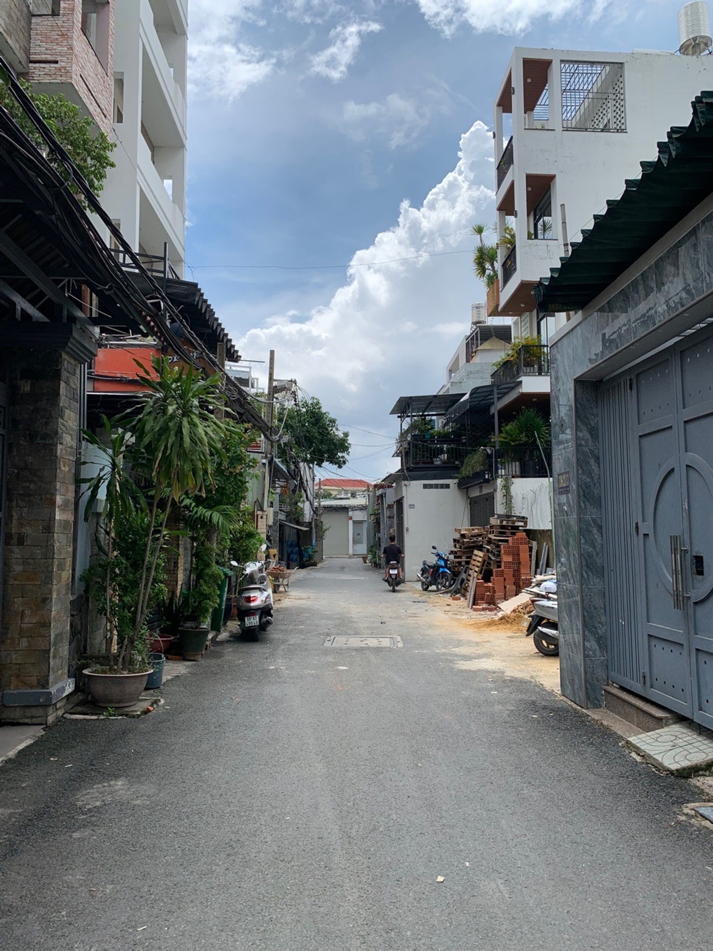 Nhà 4 tầng hiện đại tại An Hội Tây, tiện nghi hoàn hảo
