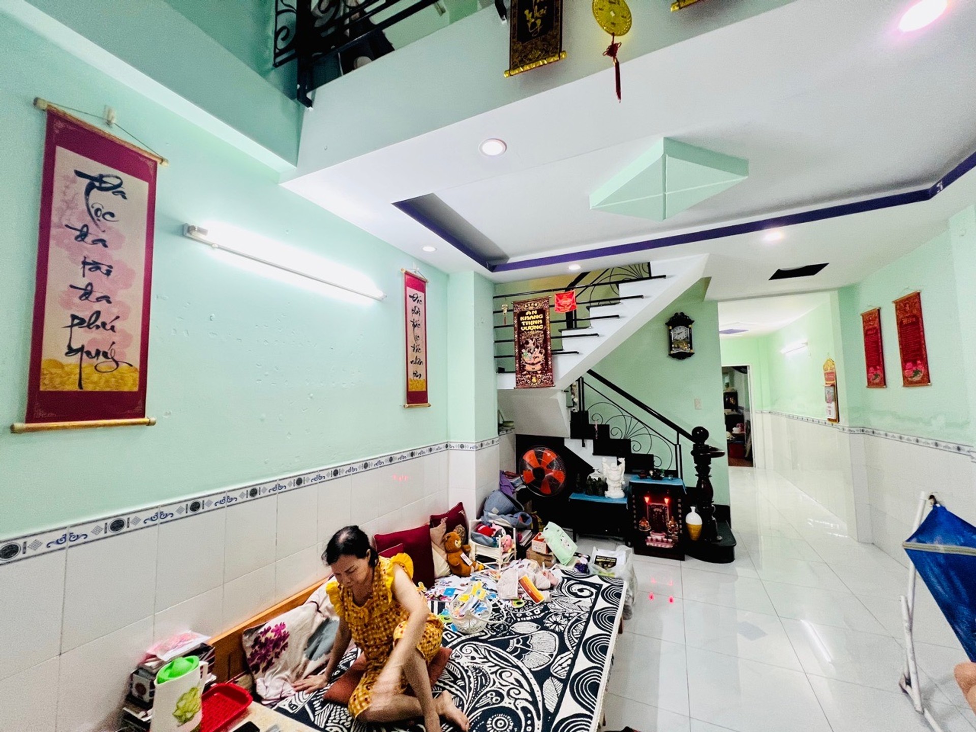 Nhà Huỳnh Tấn Phát, Quận 7, gần Cầu Phú Mỹ, hẻm xe hơi thông thoáng, khu ở an ninh.