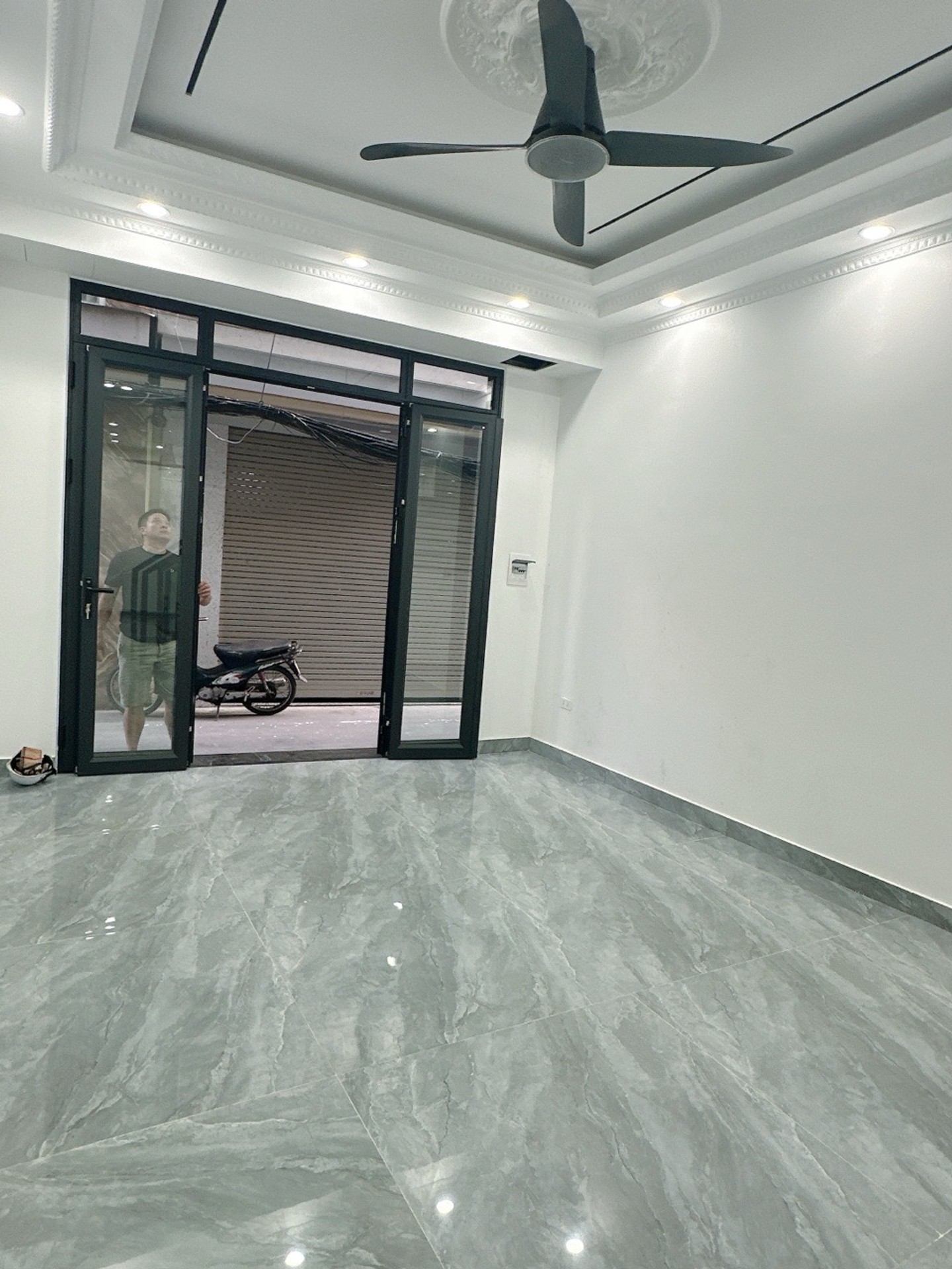Nhà 4 tầng siêu phẩm ngõ 96 khu vực Hồ Sen