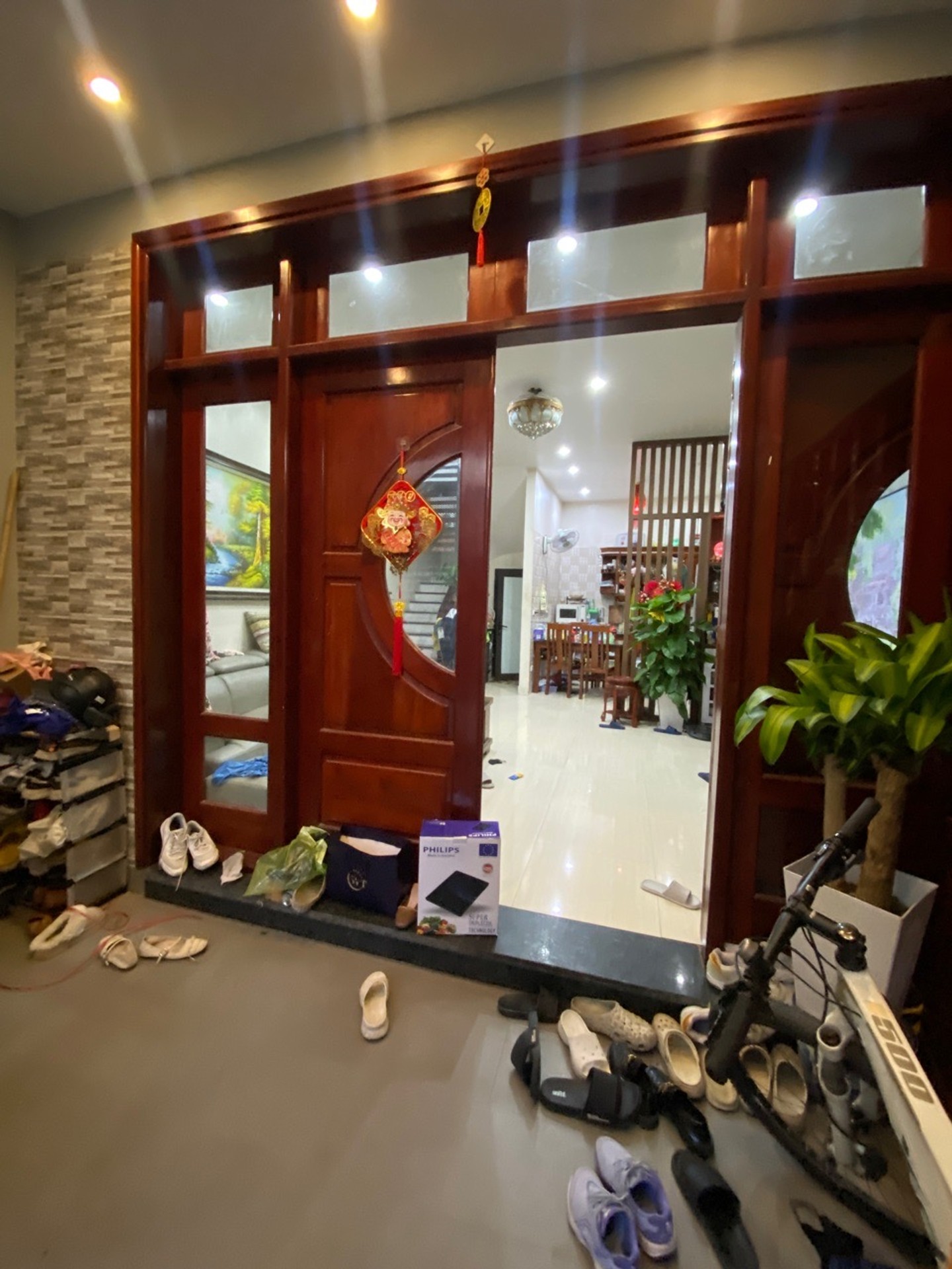 Cơ hội sở hữu nhà lô góc ô tô vào nhà ngay gần Vinhomes Long Biên