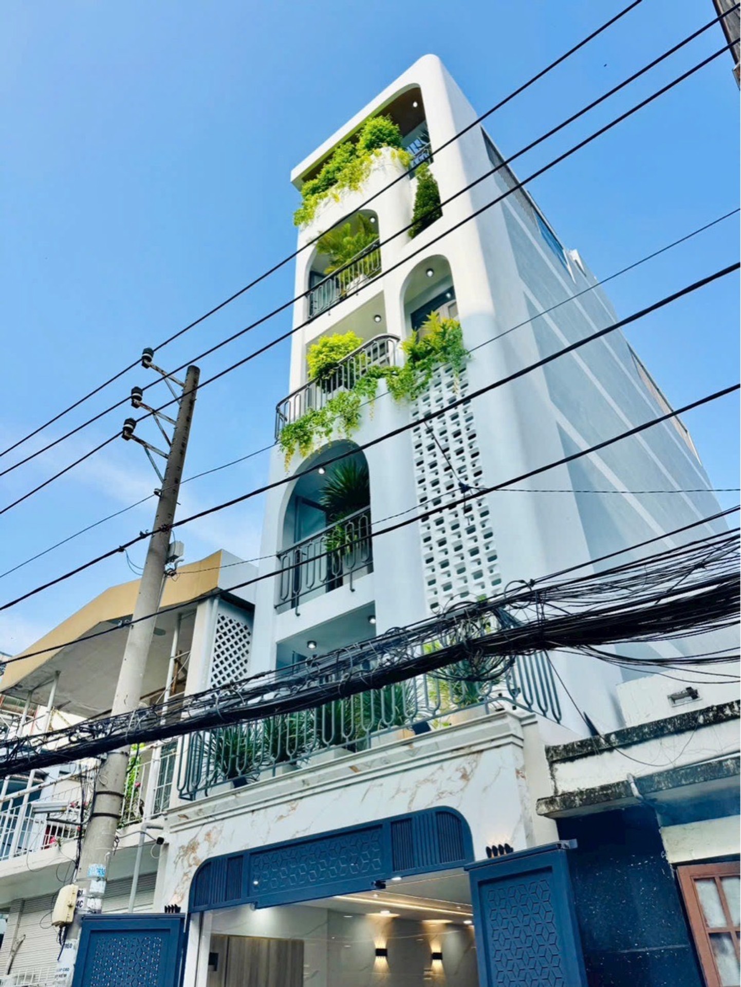 🏡 SIÊU PHẨM XÂY MỚI – CÓ THANG MÁY – GARA Ô TÔ – QUANG TRUNG P11 GÒ VẤP
📐 4x20m | 1 trệt lửng +4L