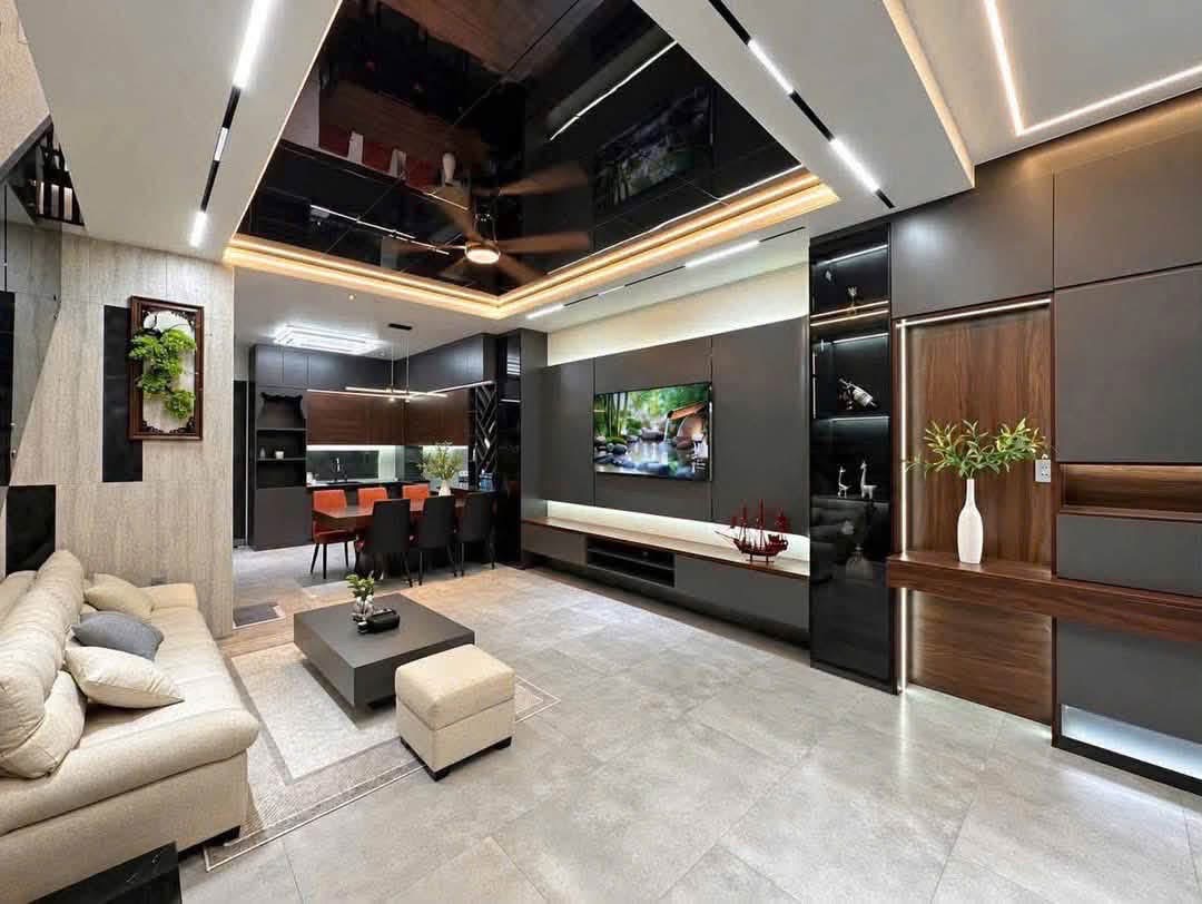 🏡 3 THÁNG 2 – QUẬN 10 GẦN NHÀ HÁT HOÀ BÌNH – HXH TỚI CỬA – 62M² – 4 TẦNG - 4 PN – 14 TỶ TL