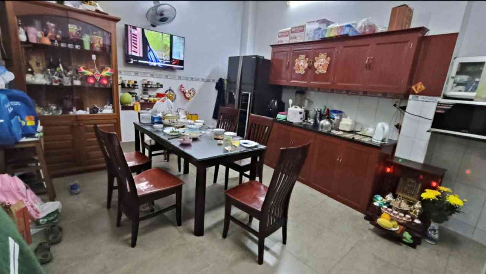 Nhà mặt tiền 4 tầng 63m2 quận Phú Nhuận giá 20.9 tỷ