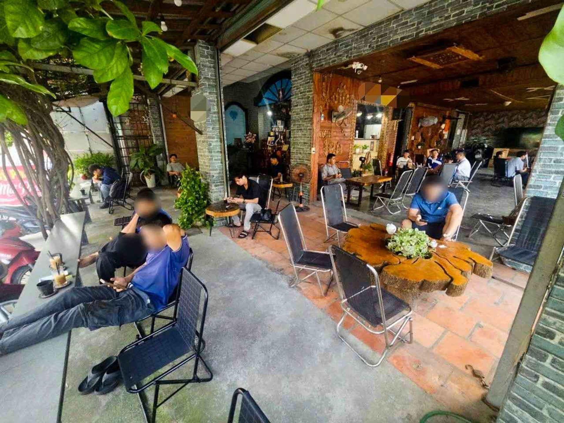 Mua Bán nhà Phường Tân Đông Hiệp, Dĩ An, mặt tiền rộng 9m, mặt phố góc 2 tầng