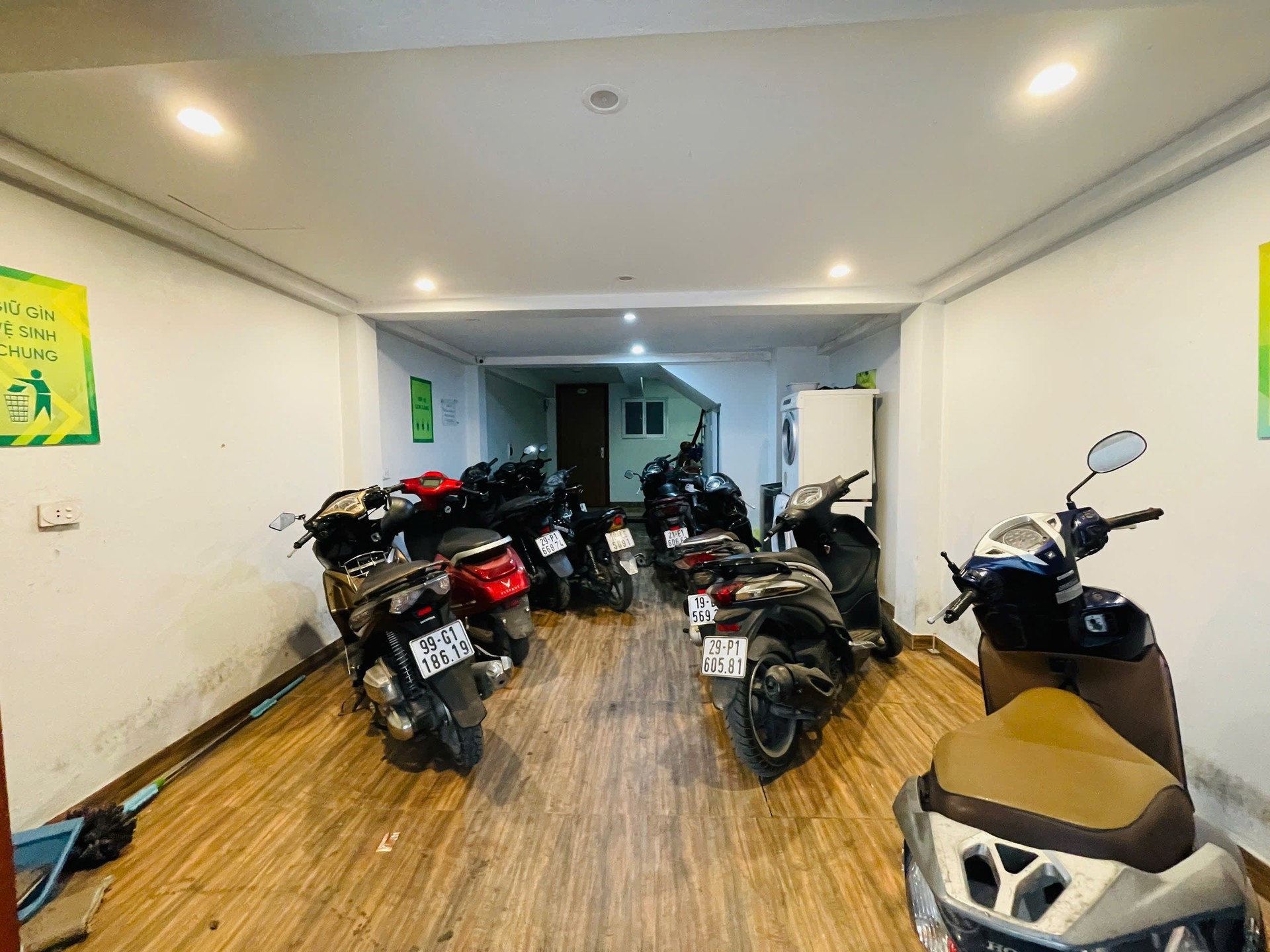 Nhà 5 Tầng Ngõ Rộng Thoáng Ở Yên Hòa, Cầu Giấy
