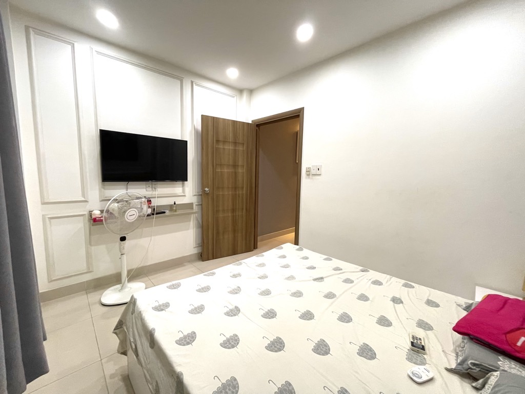 Nhà 3 tầng xinh xắn Quận 3, tặng full nội thất, giá yêu thương