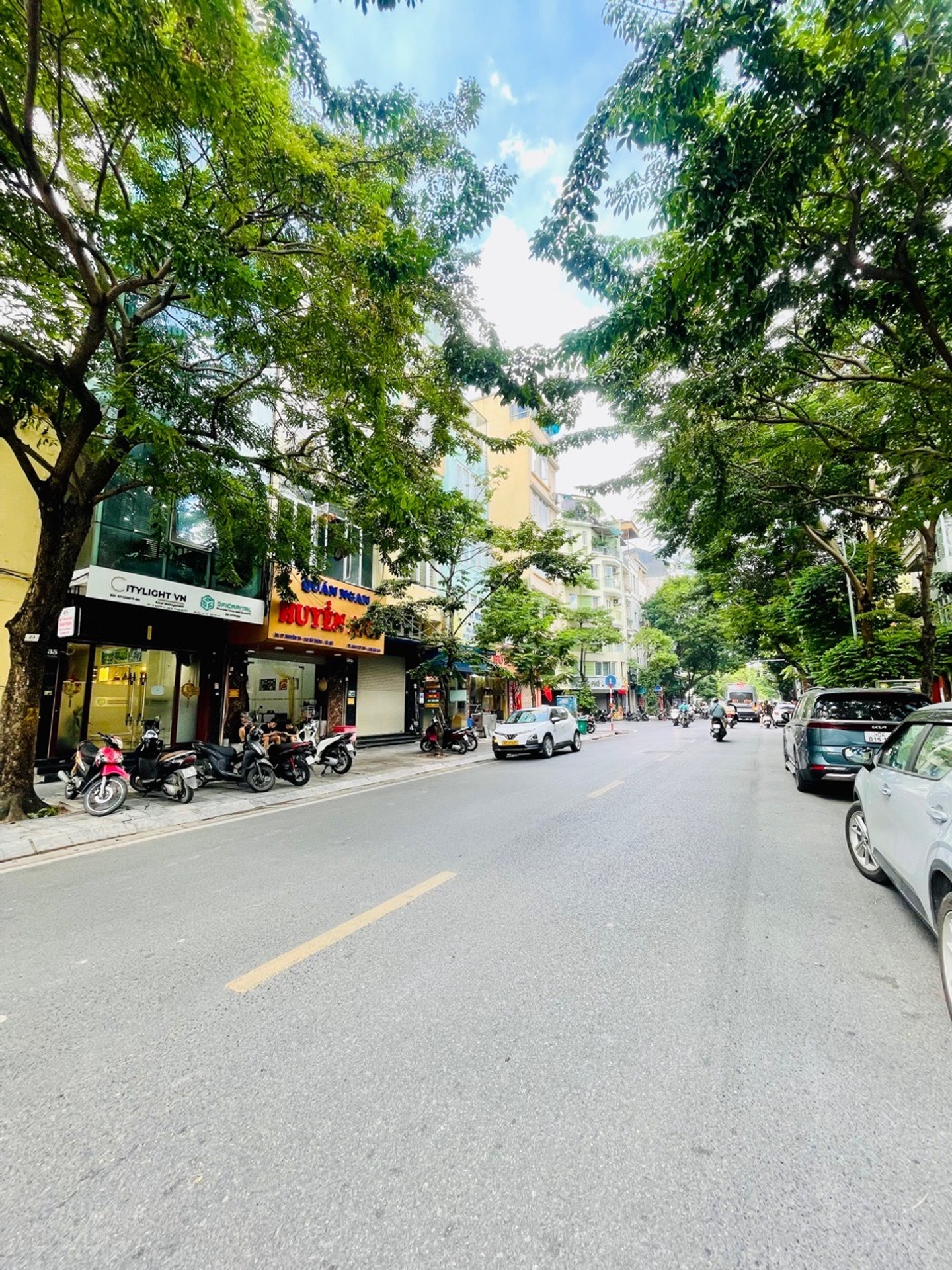 Bán nhà mặt phố 7 tầng tại Nguyễn Du, diện tích ~50m², giá cực tốt