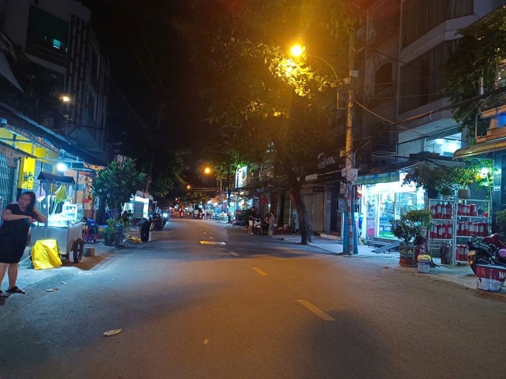 Cơ hội sở hữu nhà đẹp trung tâm Quận 8, giá vừa giảm sâu