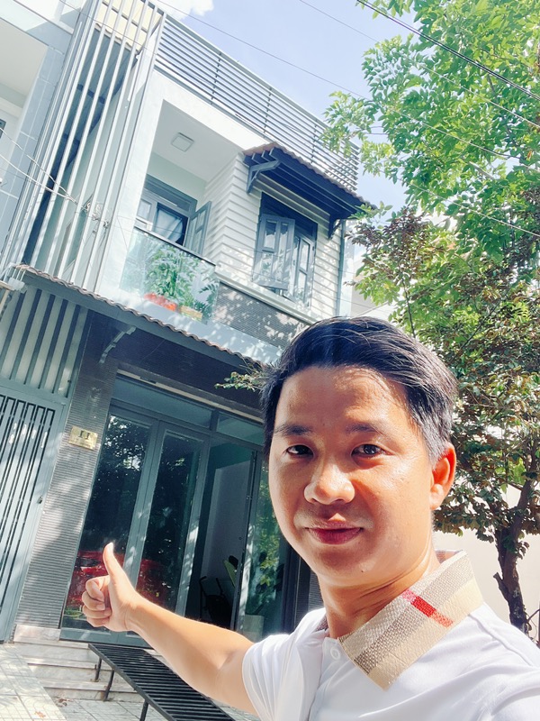Nhà phố Quận 7 mặt tiền rộng, giá cực hấp dẫn