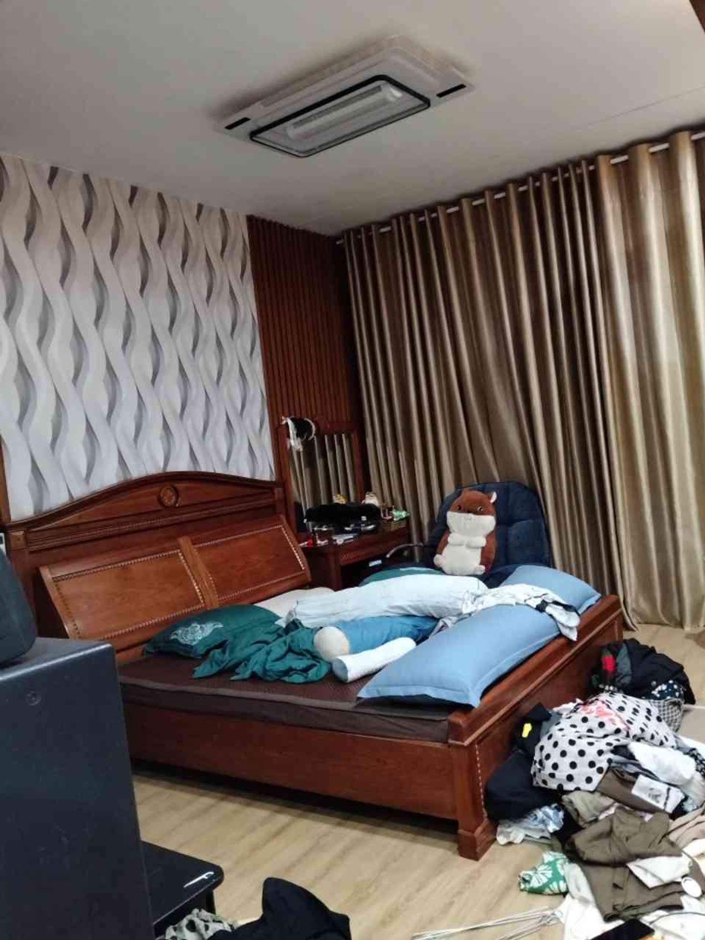 Nhà Mặt Tiền Sầm Uất Gần Biển Mỹ Khê, Đà Nẵng