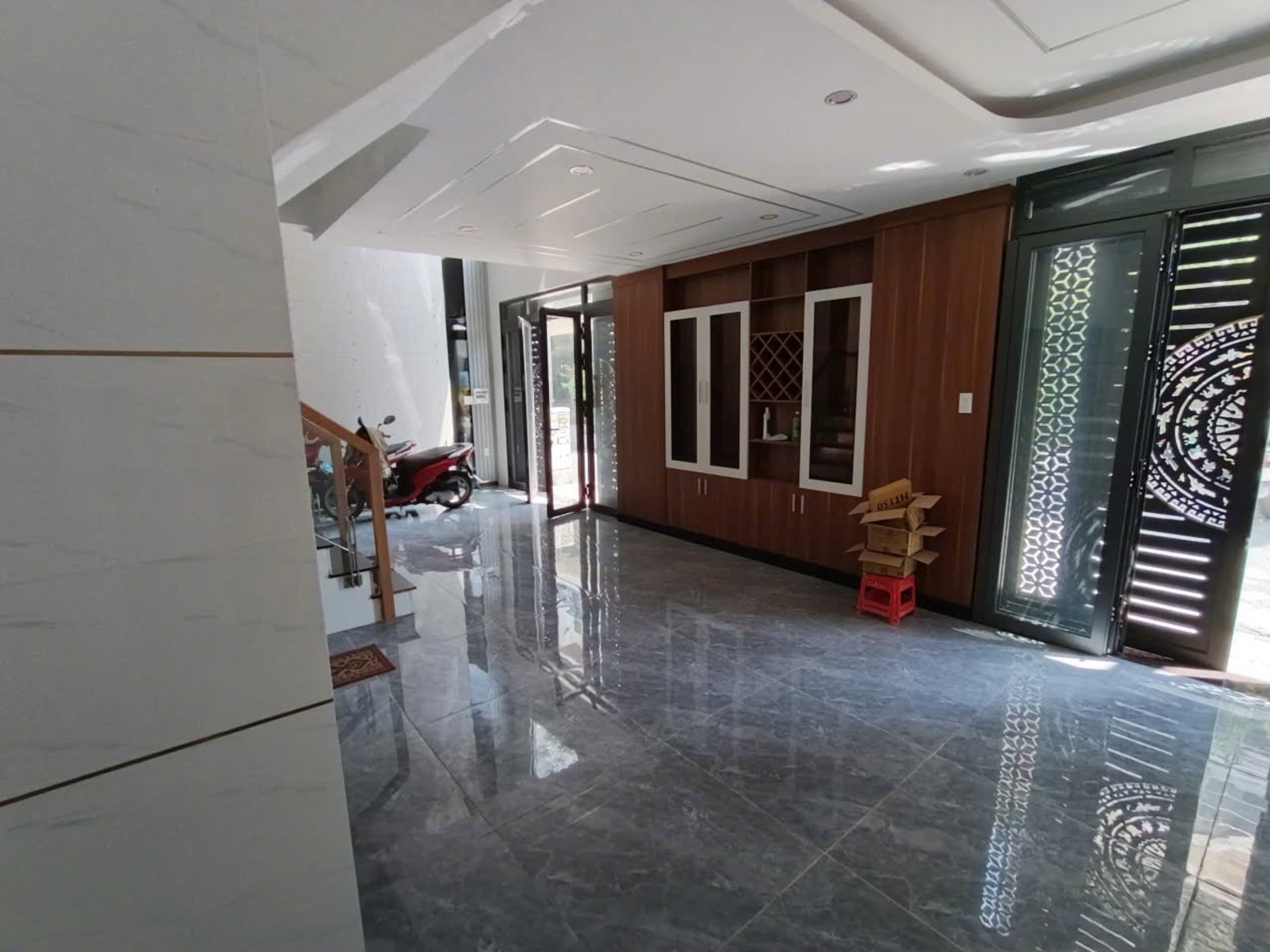Nhà Mới Xây Ngay Bình Tân - Sống Động, Hiện Đại