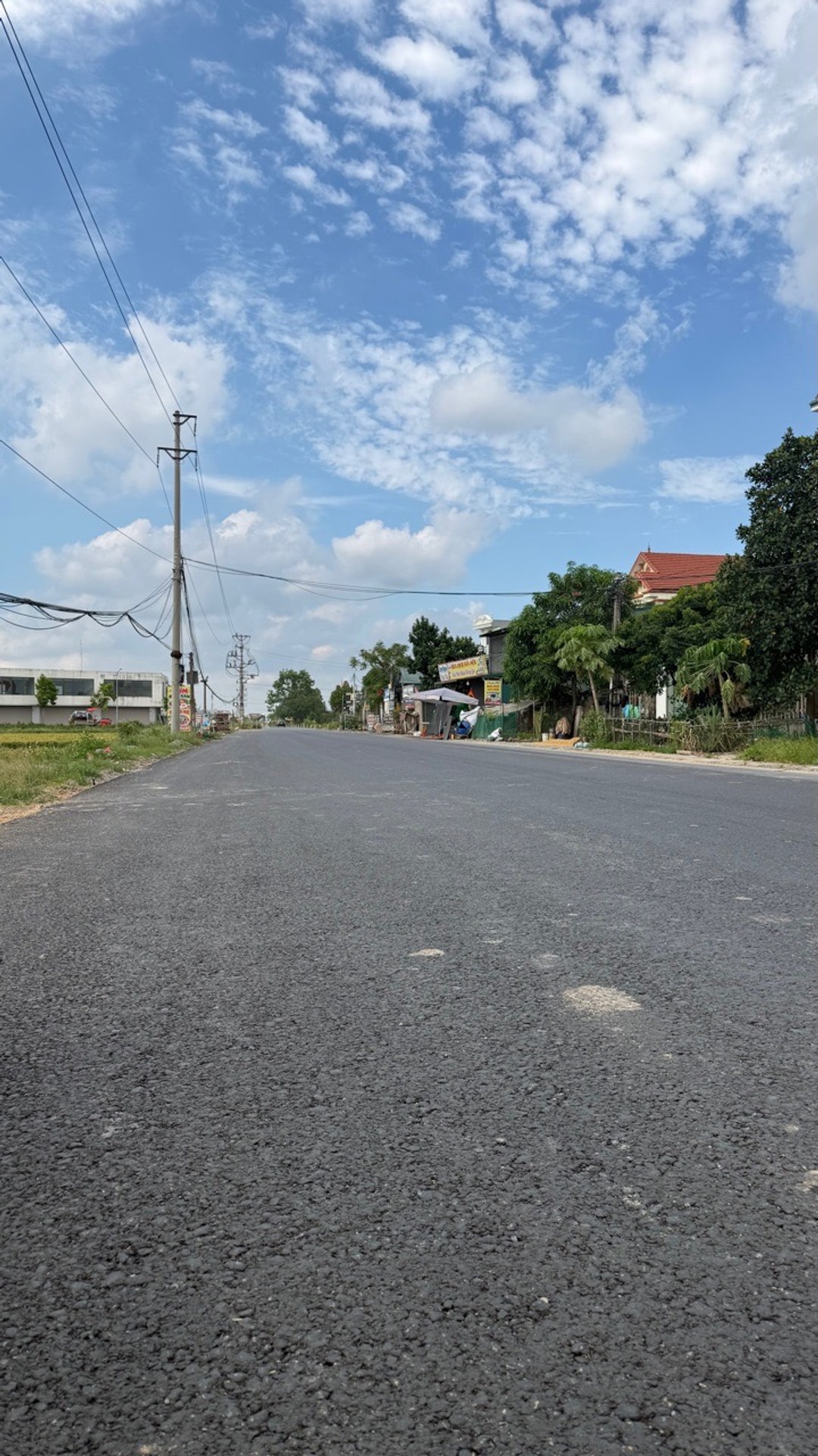 SIÊU PHẨM MẶT PHỐ - DIỆN TÍCH RỘNG - MẶT TIỀN KHỦNG - KINH DOANH TỐT - VIEW TRIỆU ĐÔ