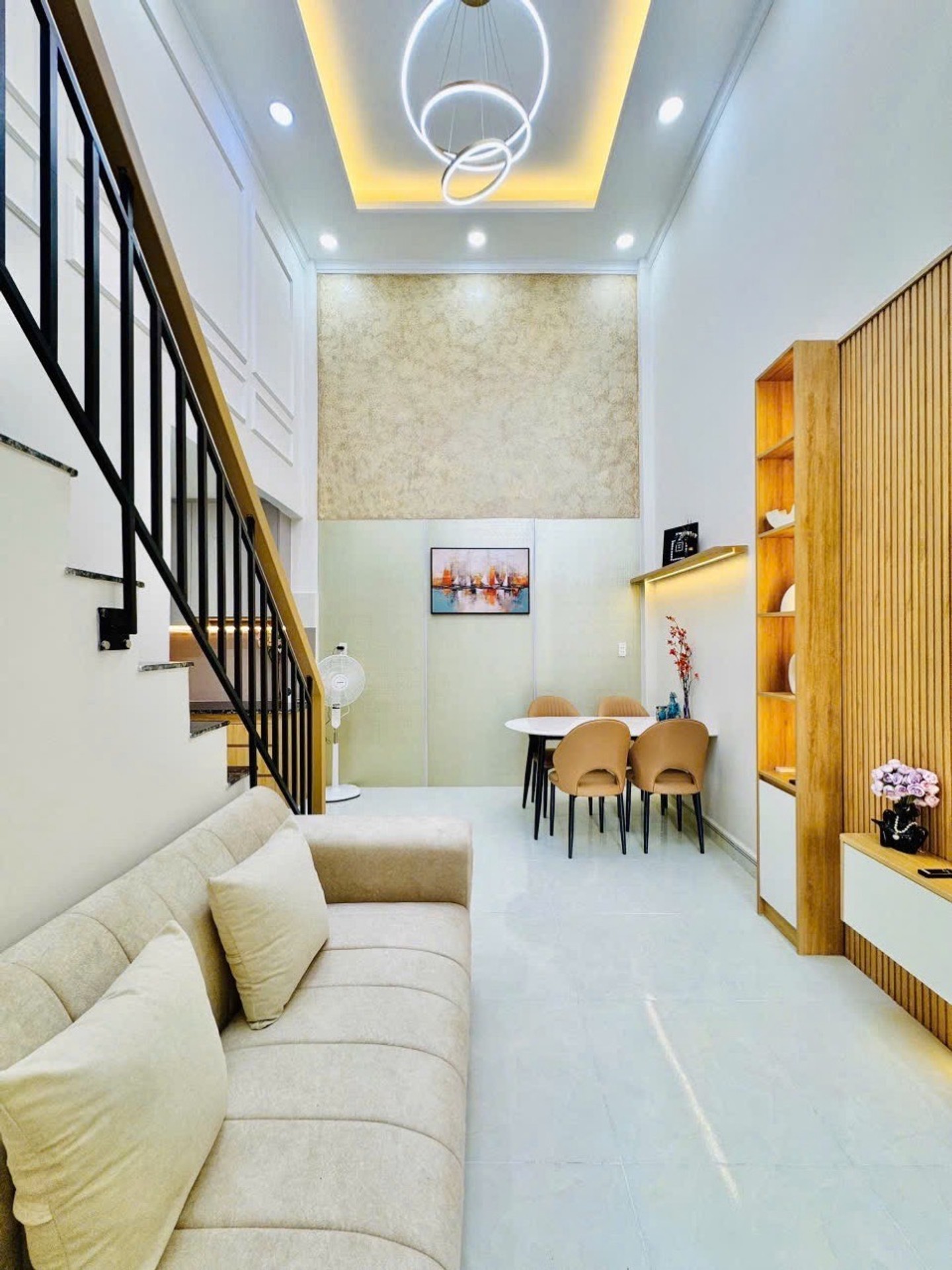 Nhà 2 tầng sang xịn tại Bình Thạnh, chỉ hơn 5 tỷ