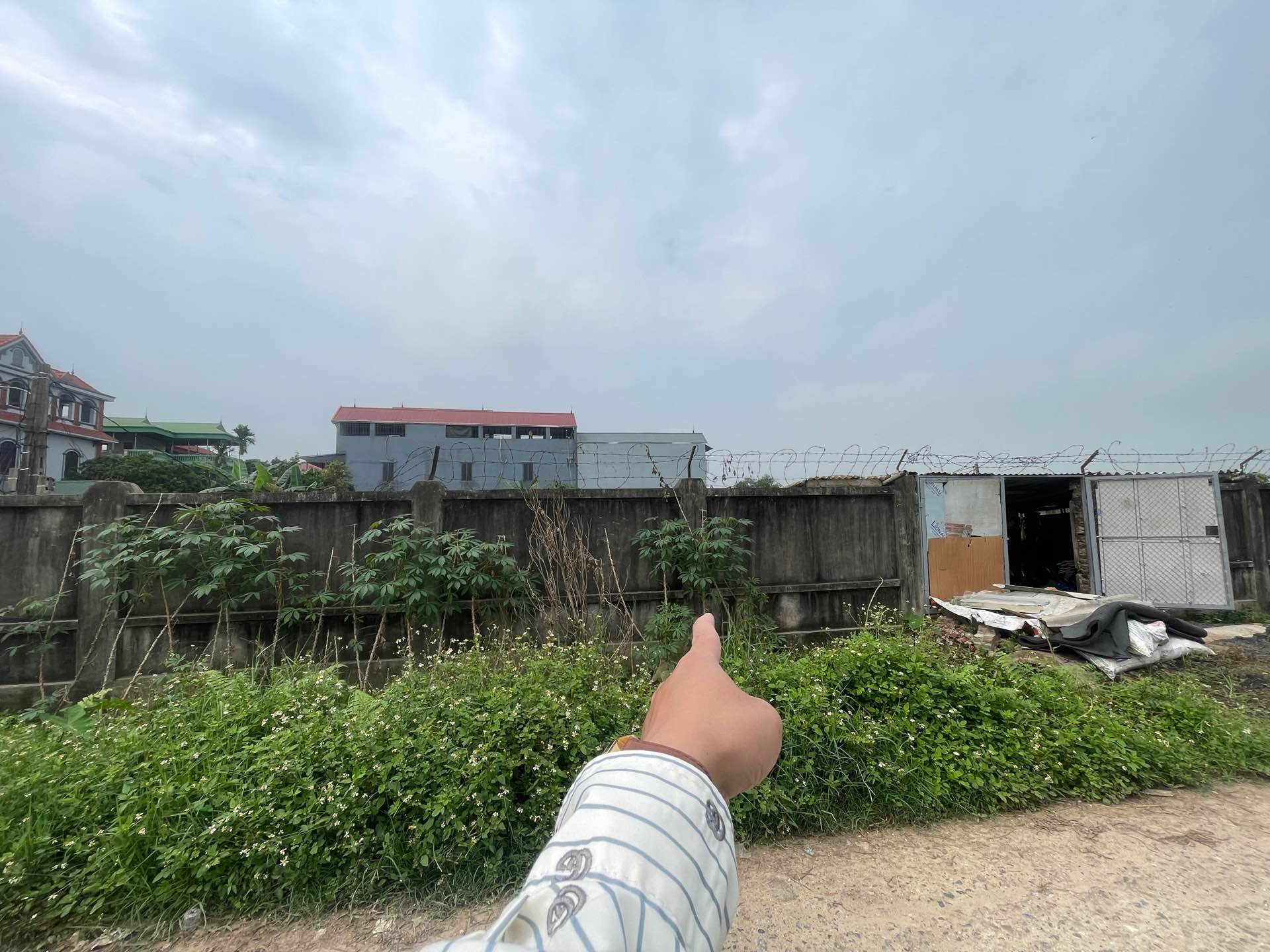 Đất đẹp 170m² tại Đức Hoà, view đồng thoáng, giá hợp lý
