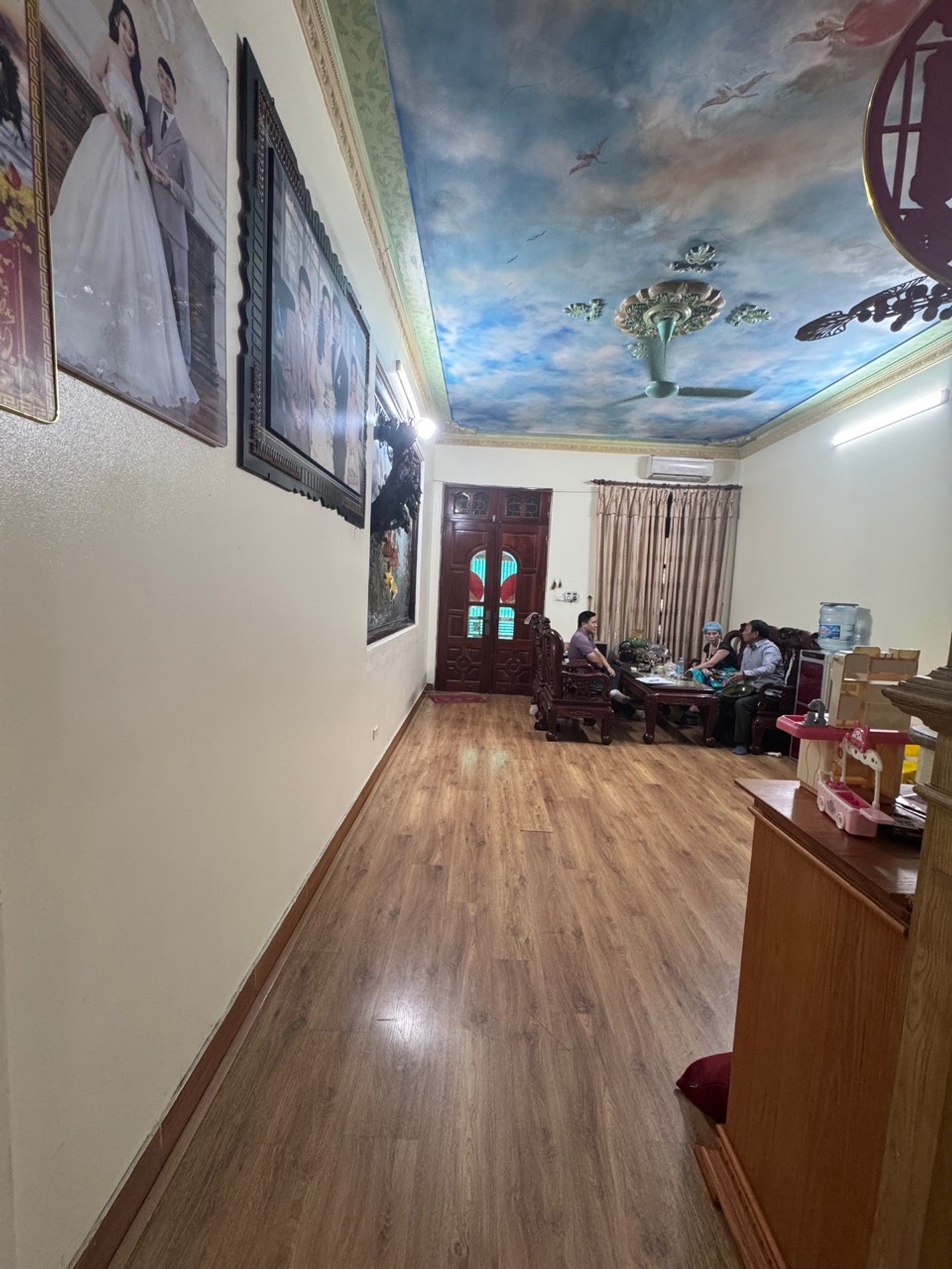Căn Nhà mặt phố Yên Duyên cơ hội vàng vừa ở vừa kinh doanh làm văn phòng cho thuê rất tốt