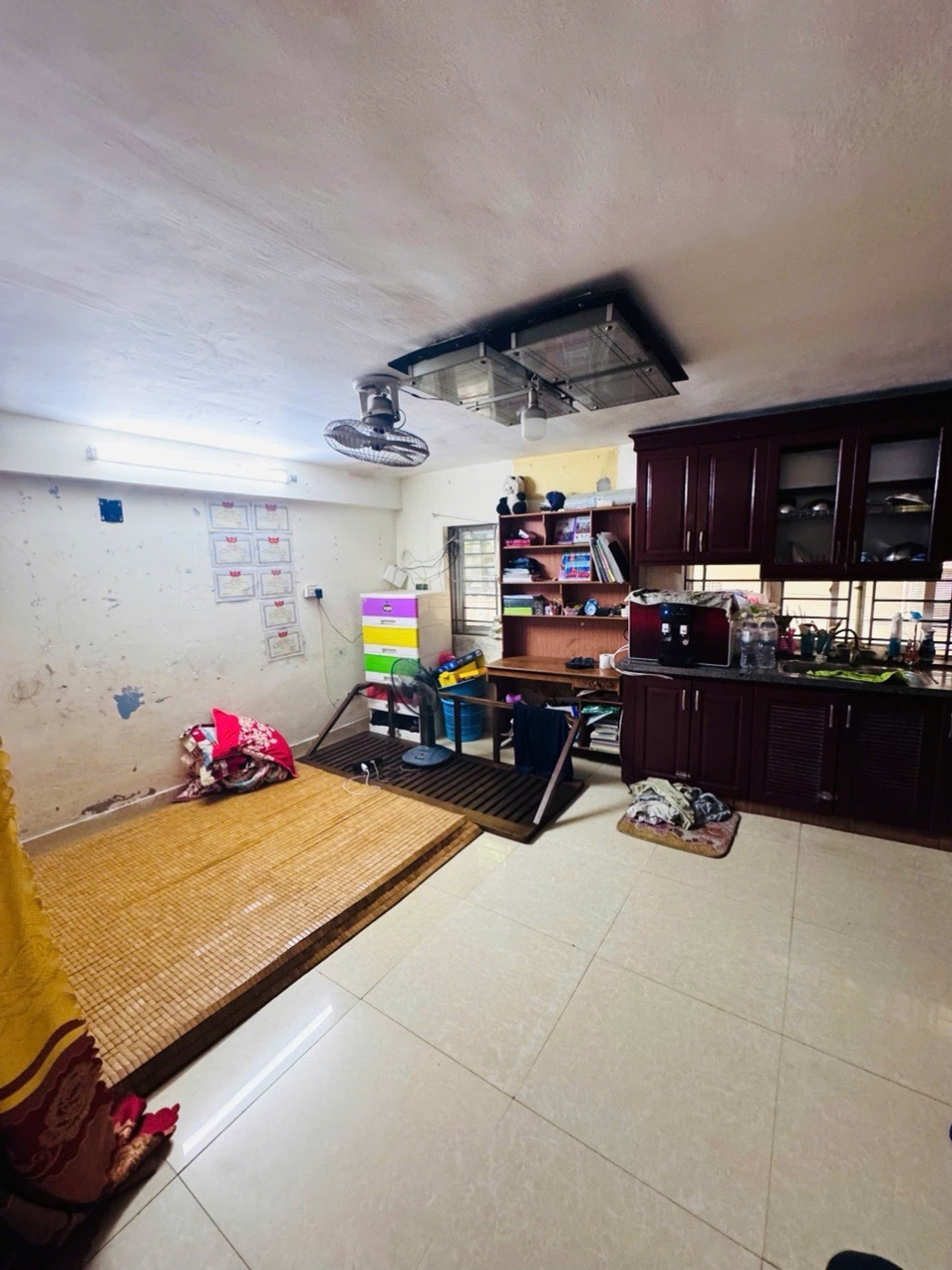 Nhà 6 tầng 30m² tại Hoàng Hoa Thám, Ba Đình, thiết kế hiện đại, kinh doanh thuận lợi