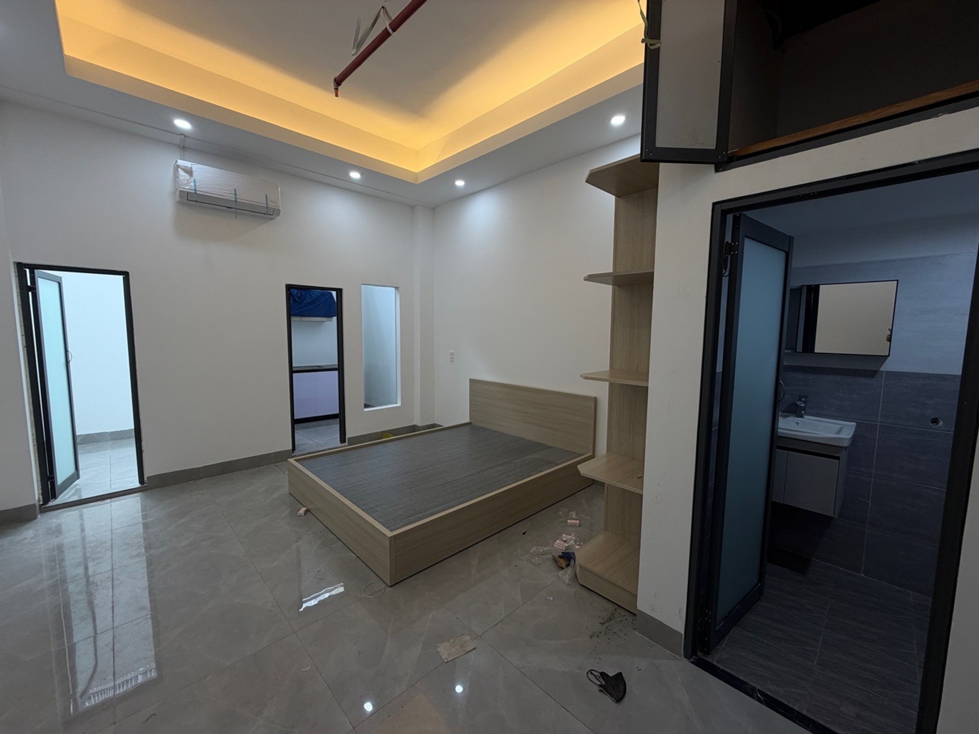 Cơ hội sở hữu nhà mặt phố 6 tầng kinh doanh đắc địa tại Quận 9