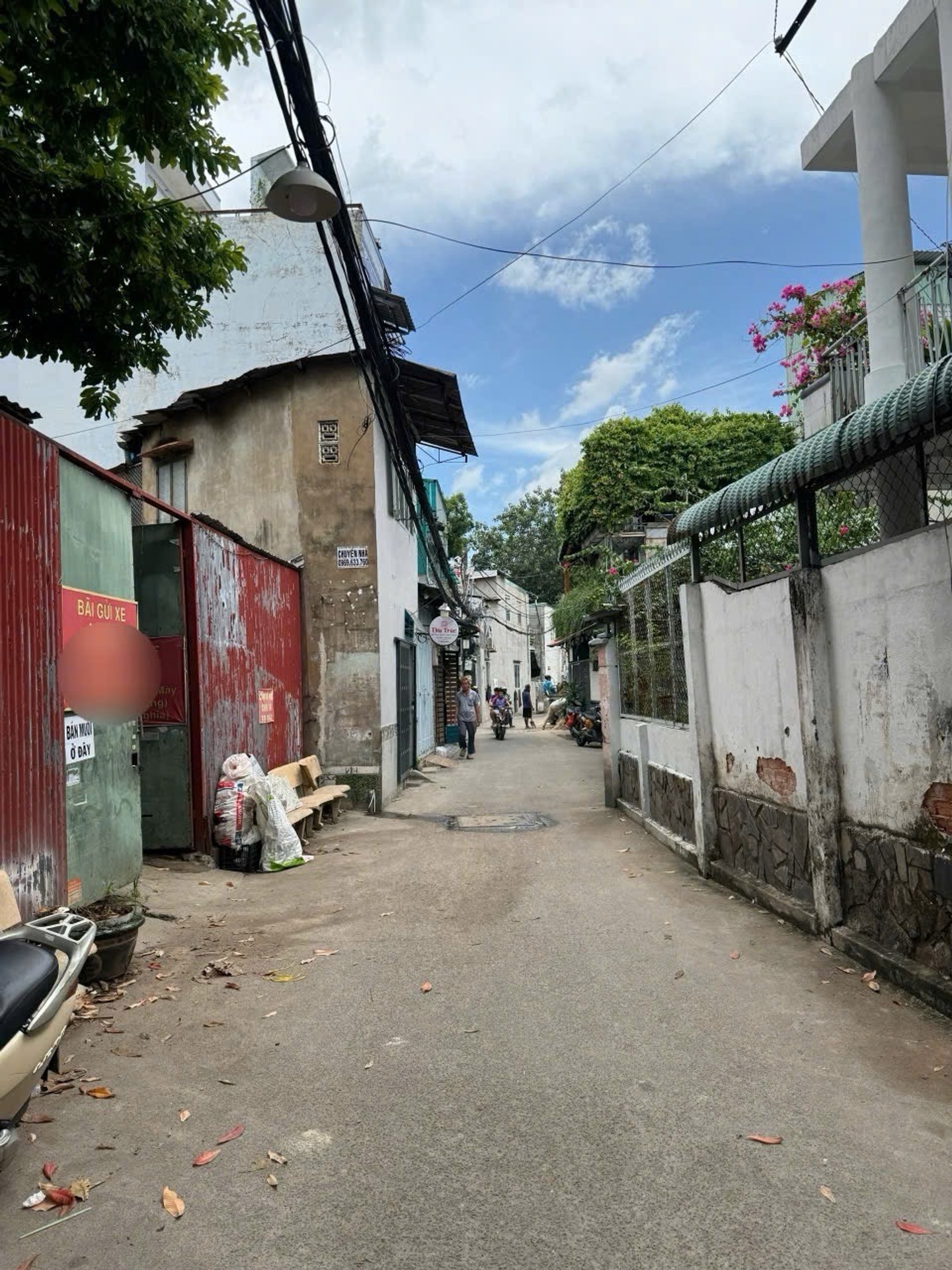 - Vị trí cực đẹp, khu trung tâm Gò Vấp, gần Vincom, Emart Phan Văn Trị, kế bên Cityland, chợ Gò Vấp