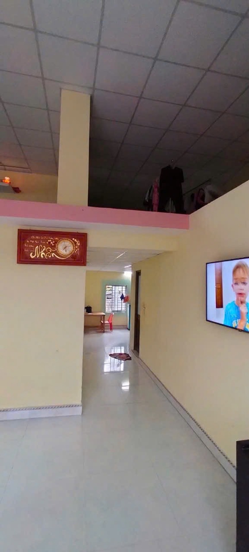 Bán nhà bê tông cốt thép Mặt tiền Nguyễn Văn Cừ, phường Hải Vân, Đà Nẵng. Diện tích: 100 m². 2 tỷ