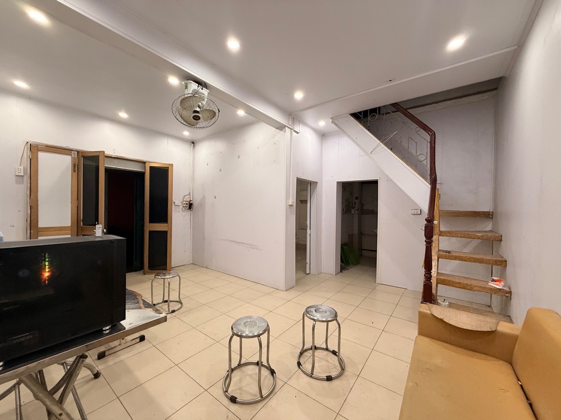 NHÀ NGUYỄN CHÍNH – TÂN MAI – 40M² - 6,5 TỶ – 2 TẦNG
