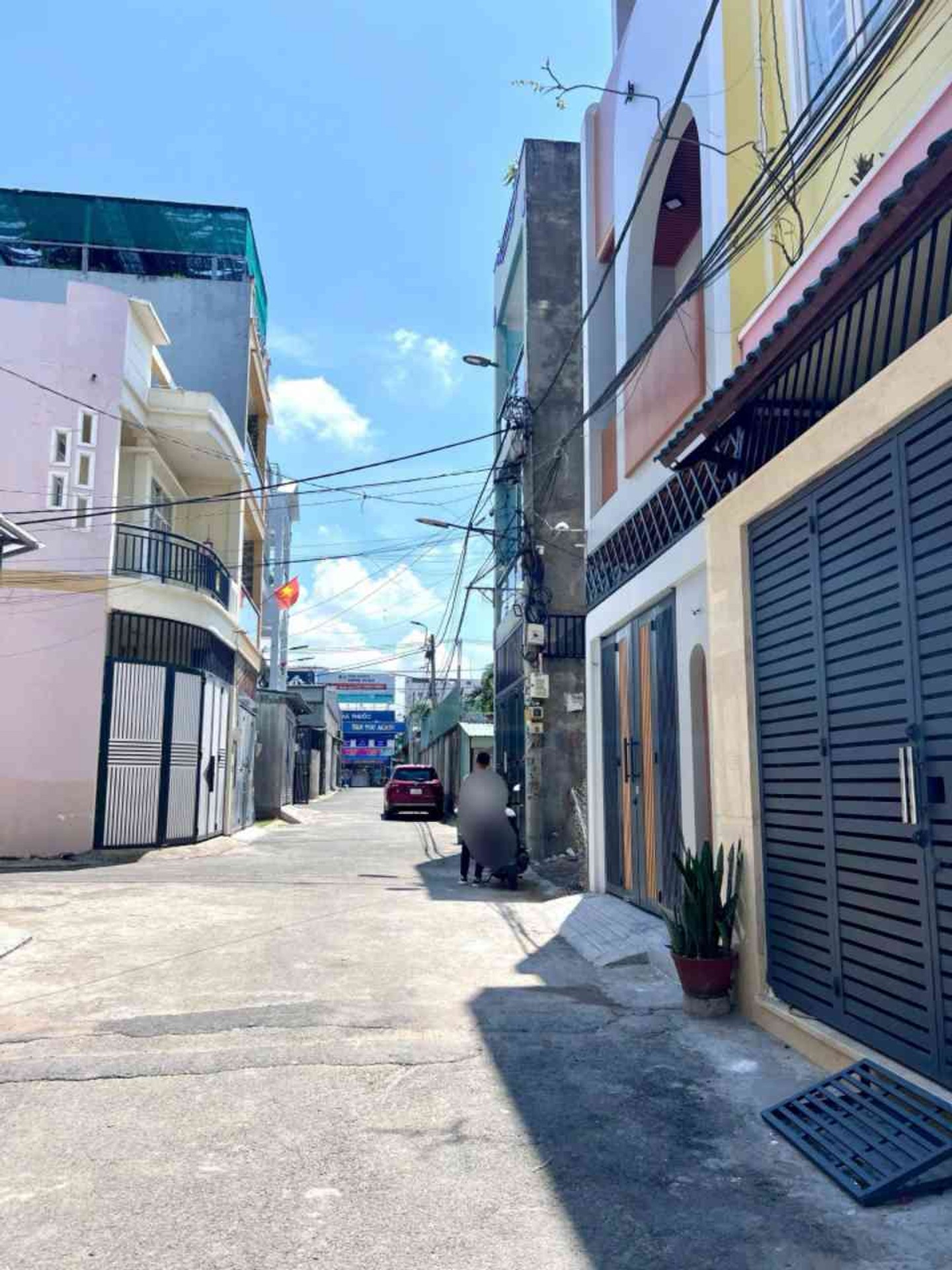 Nhà 3 Tầng Hiện Đại, Hẻm Xe Hơi Tại Tam Bình