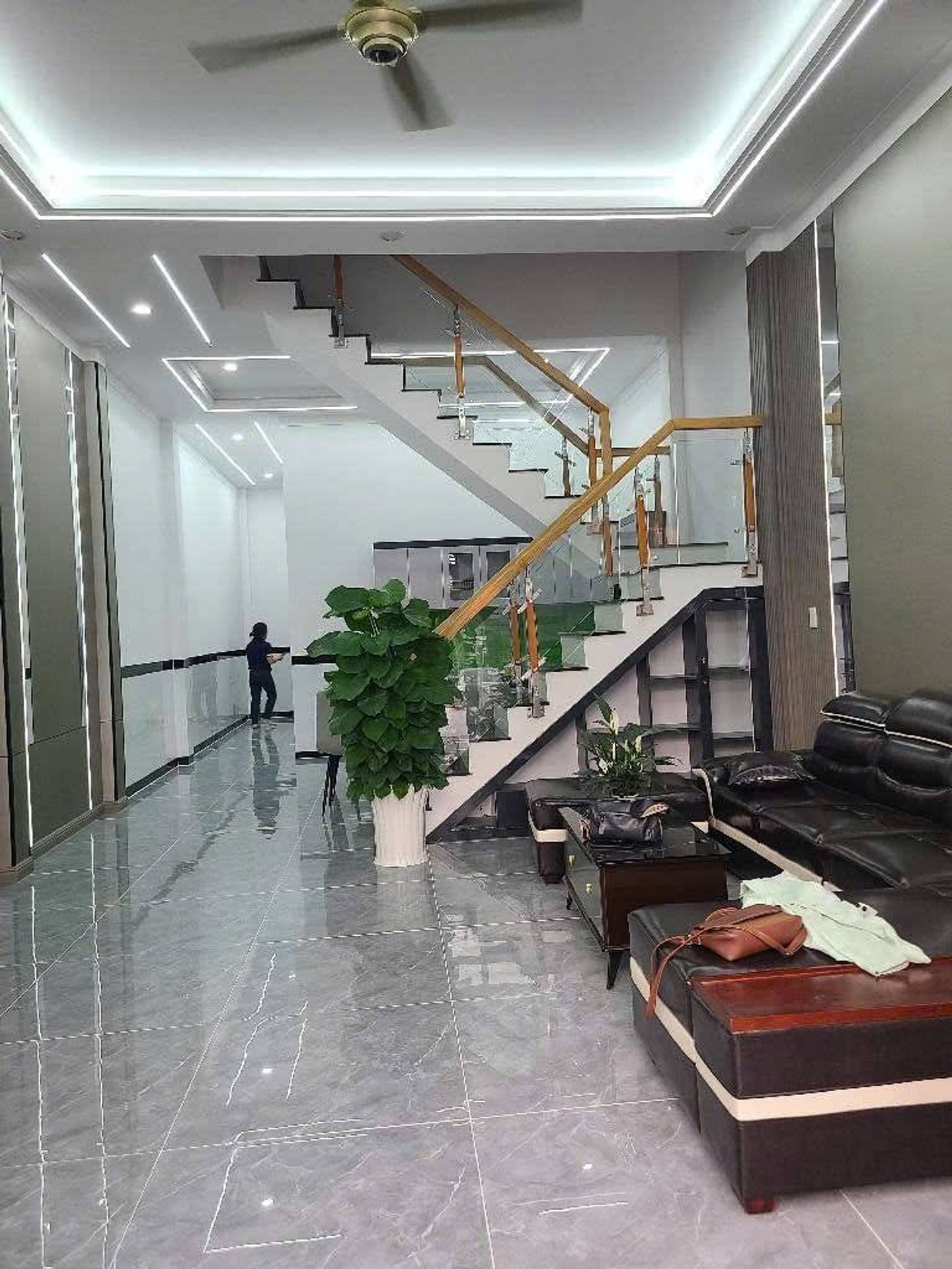 Nhà 2 tầng 3PN vuông vức, sẵn sàng dọn vào sống ngay tại Tân Uyên