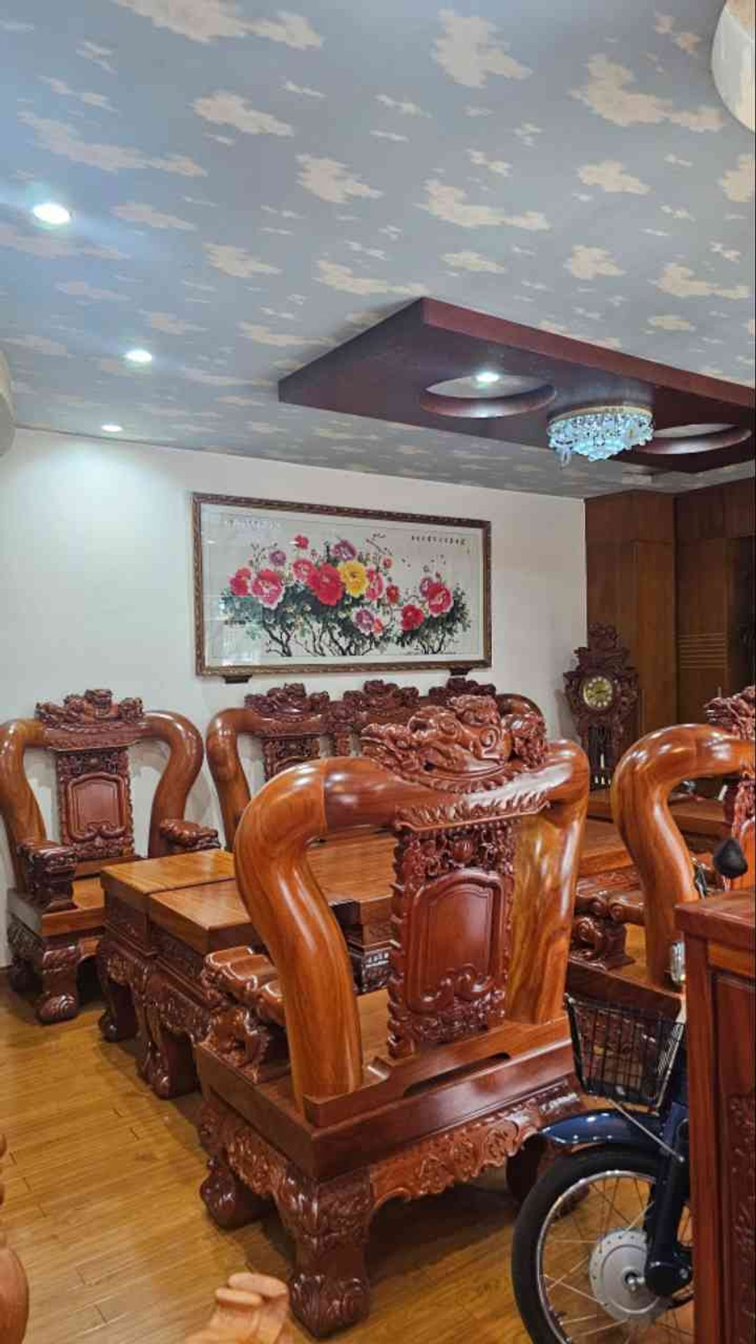 Bán nhà mặt phố 4 tầng diện tích 187m2 tại phường An Lạc