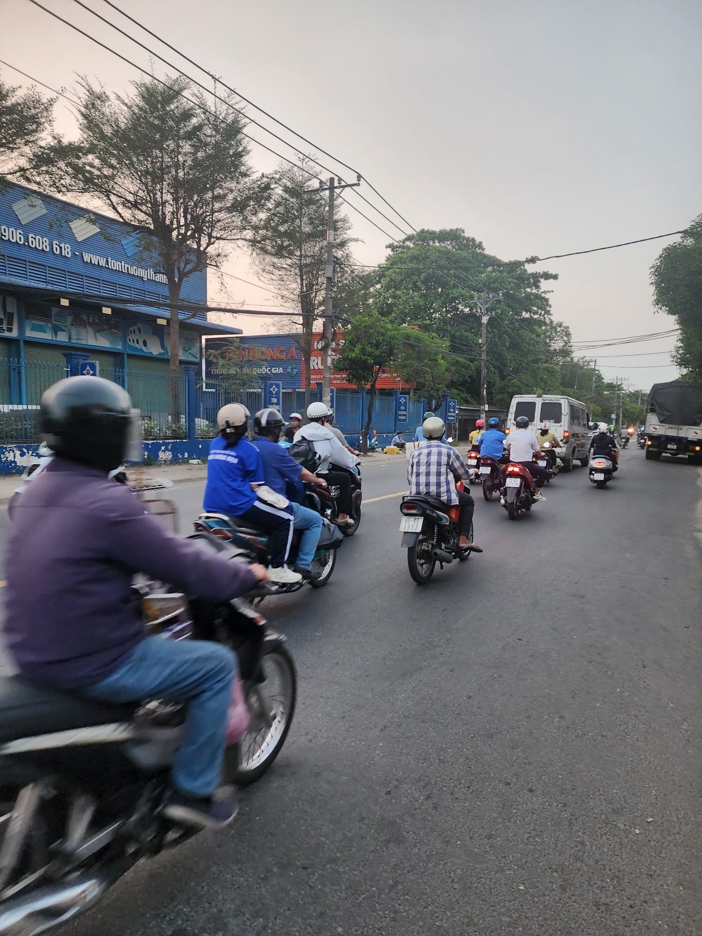 Q12 Lê Văn Khương Hẻm xe tải Sát mặt tiền đường đất trống 100M2 Hơn 4 Tỷ TL