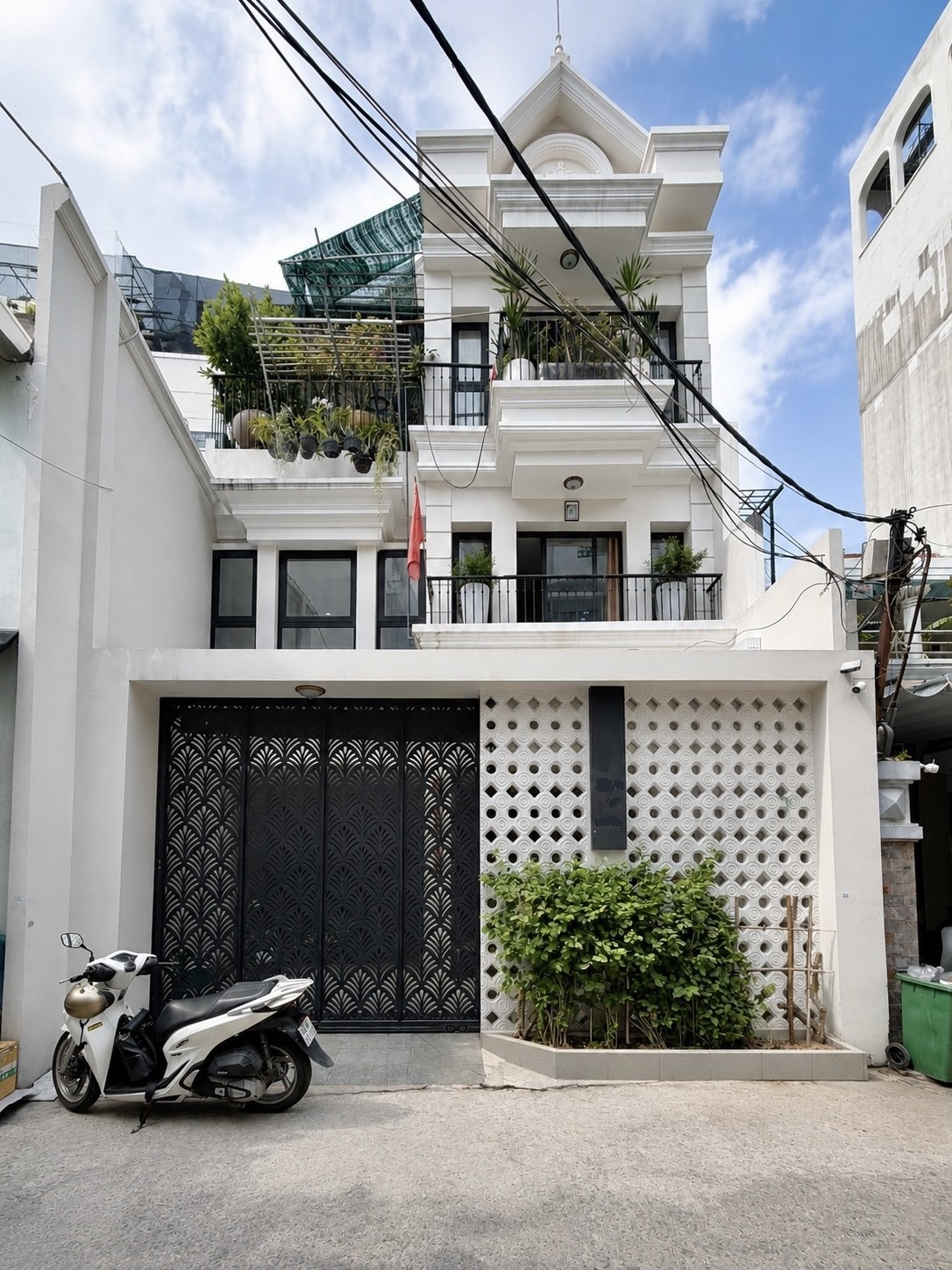 Biệt Thự Lam Sơn, Bình Thạnh – Khu VIP – Nhà Đẹp 4 Tầng – 142m² – 42.5 Tỷ.
