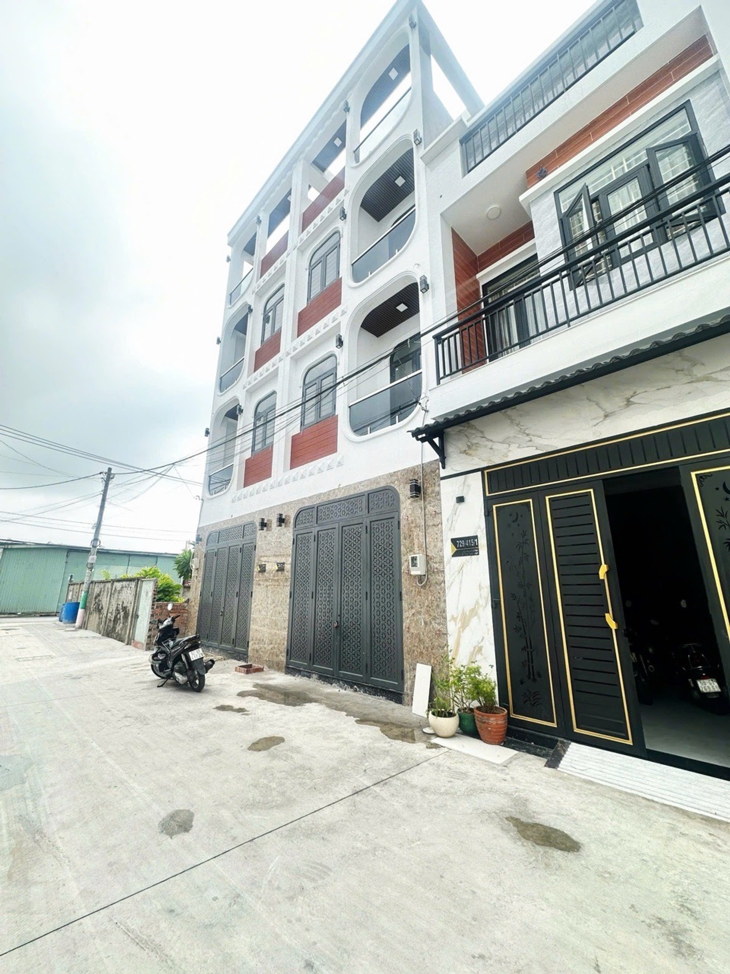Cơ hội sở hữu nhà đẹp hoàn hảo tại khu biệt thự Lê Văn Khương, giá cực hấp dẫn