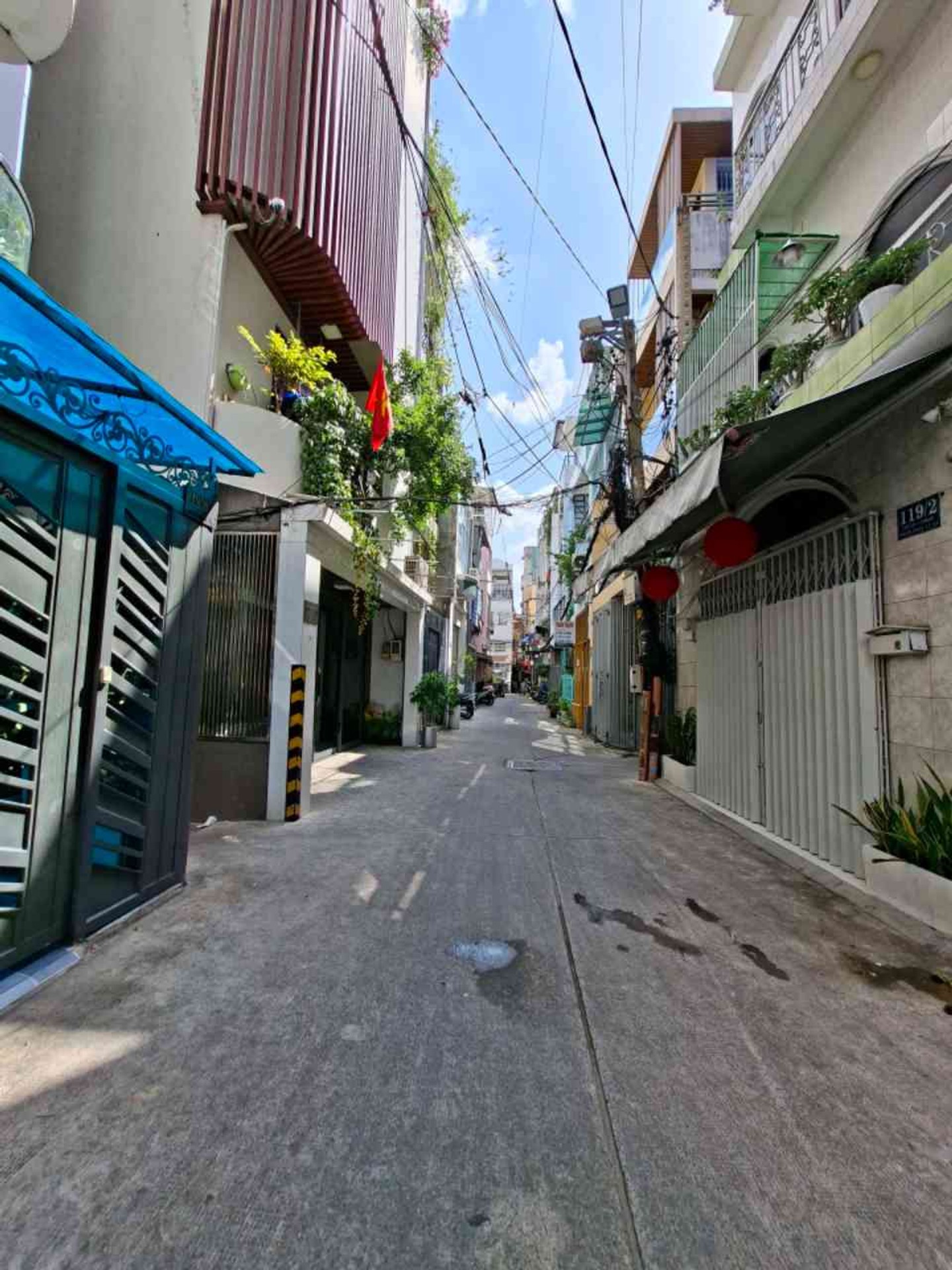 BÁN NHÀ NGUYỄN VĂN CỪ, QUẬN 5 – GIÁ 5,1 TỶ
📍 Vị trí: Đường Nguyễn Văn Cừ, Quận 5
💰 Giá bán: 5,1