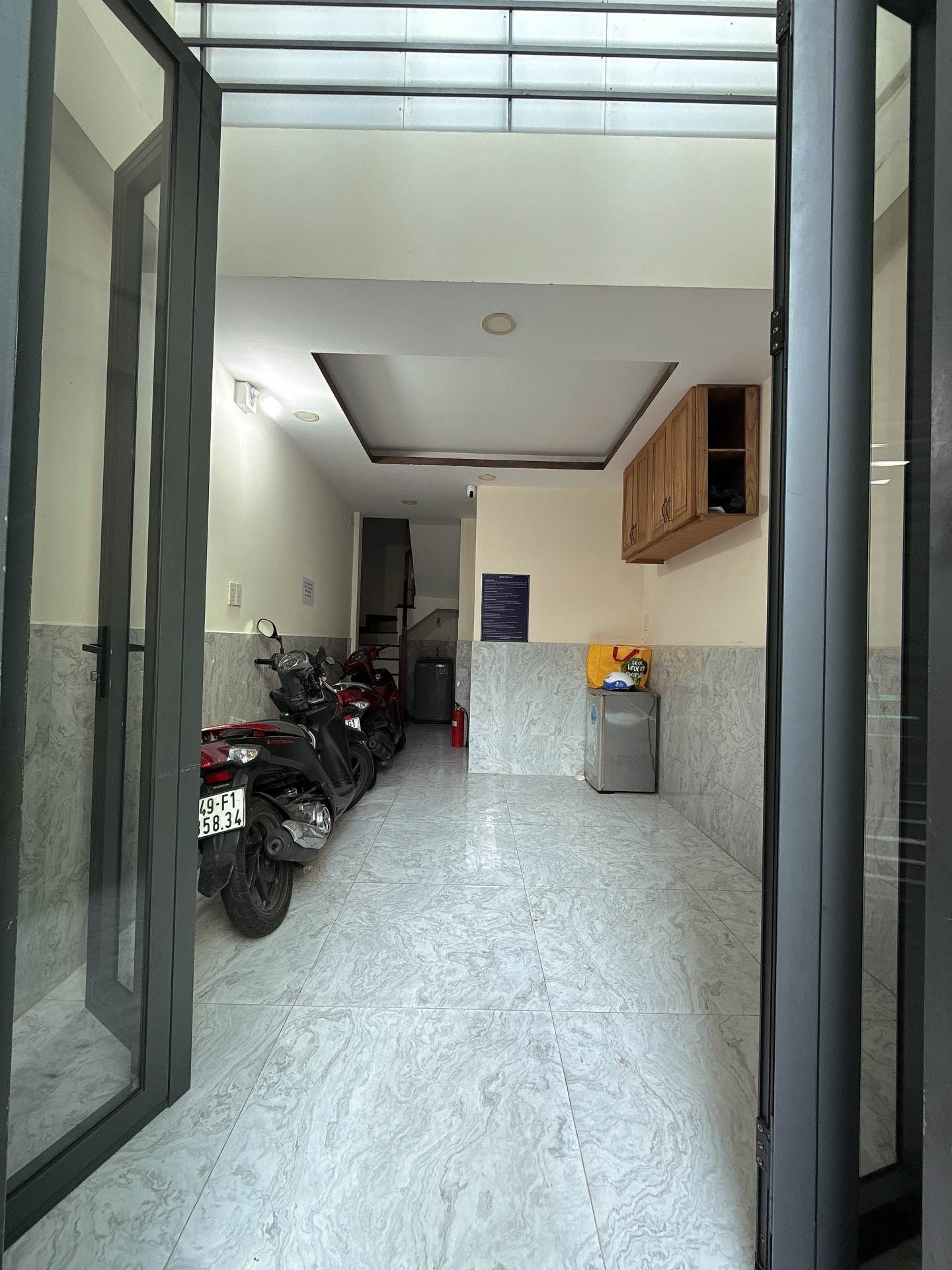 Nhà 5 tầng tại quận 4, thiết kế tối ưu, thu nhập ổn định