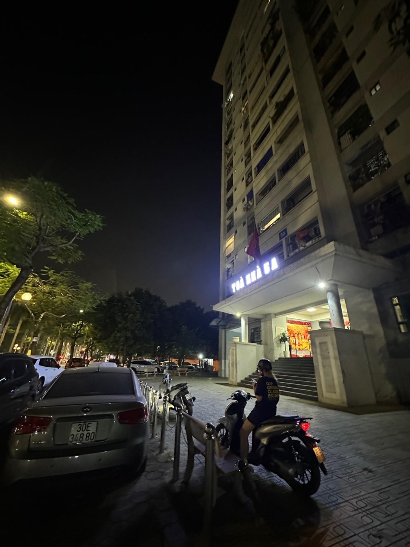 Căn hộ view đẹp tại Lê Đức Thọ, tiện nghi đầy đủ