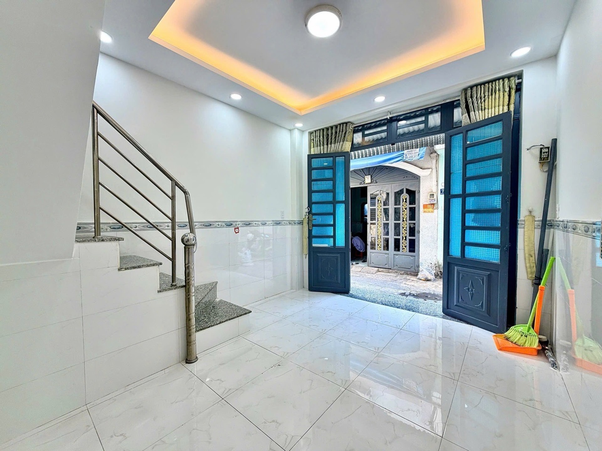 BÁN NHÀ LÊ TRỌNG TẤN DTSD 40m -hẻm 3m an ninh -NHỈNH 2 đồng (tl