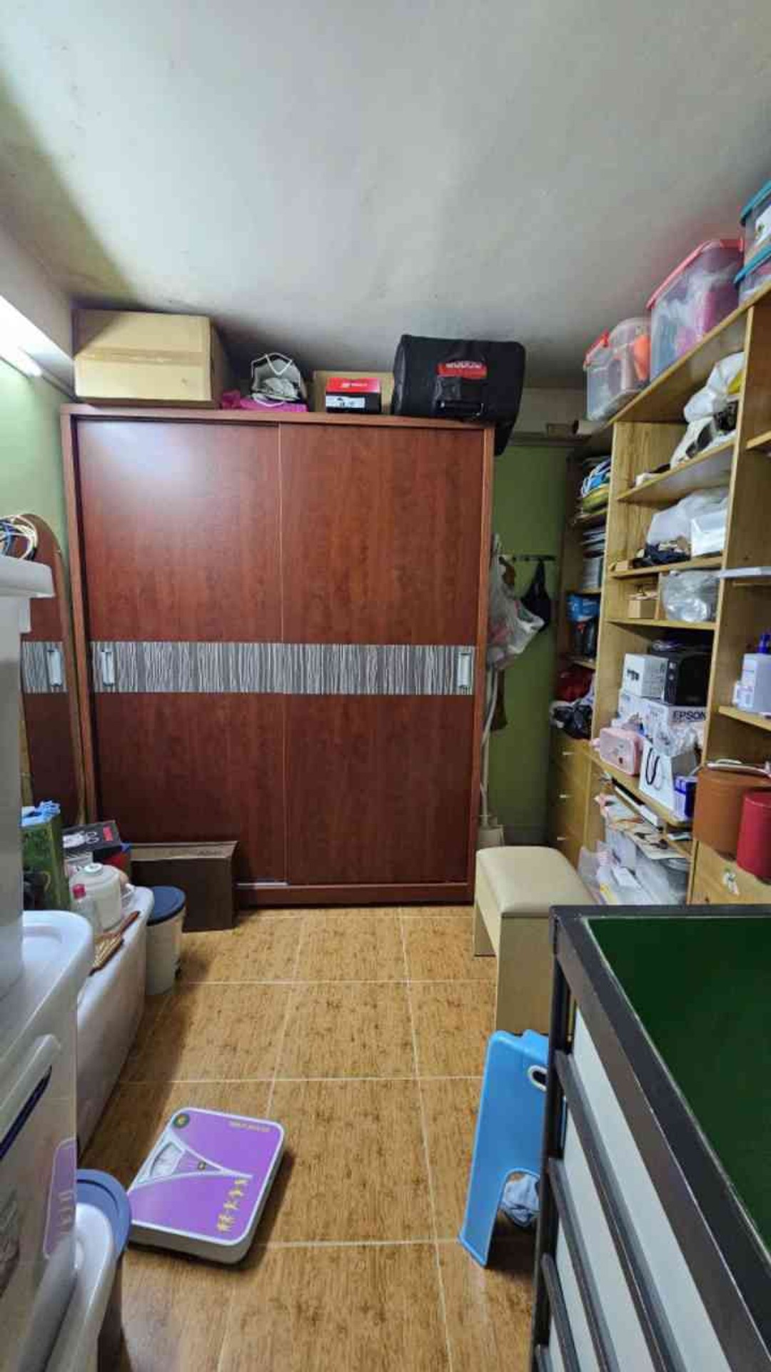 Nhà lô góc hẻm thông Quận 10, thuận tiện sống năng động