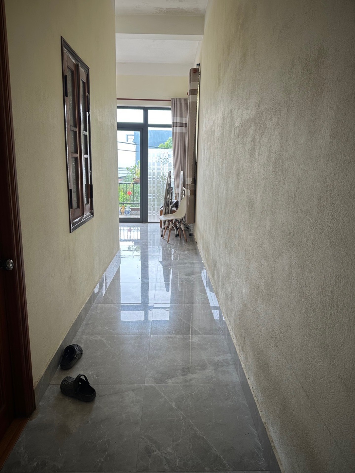 Nhà mặt phố 2 tầng - Vị trí vàng kinh doanh thịnh vượng