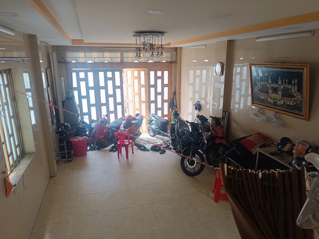 Bán nhà 4 tầng 49,3m² khu dân cư hiện hữu Quận 8 giá 8,3 tỷ