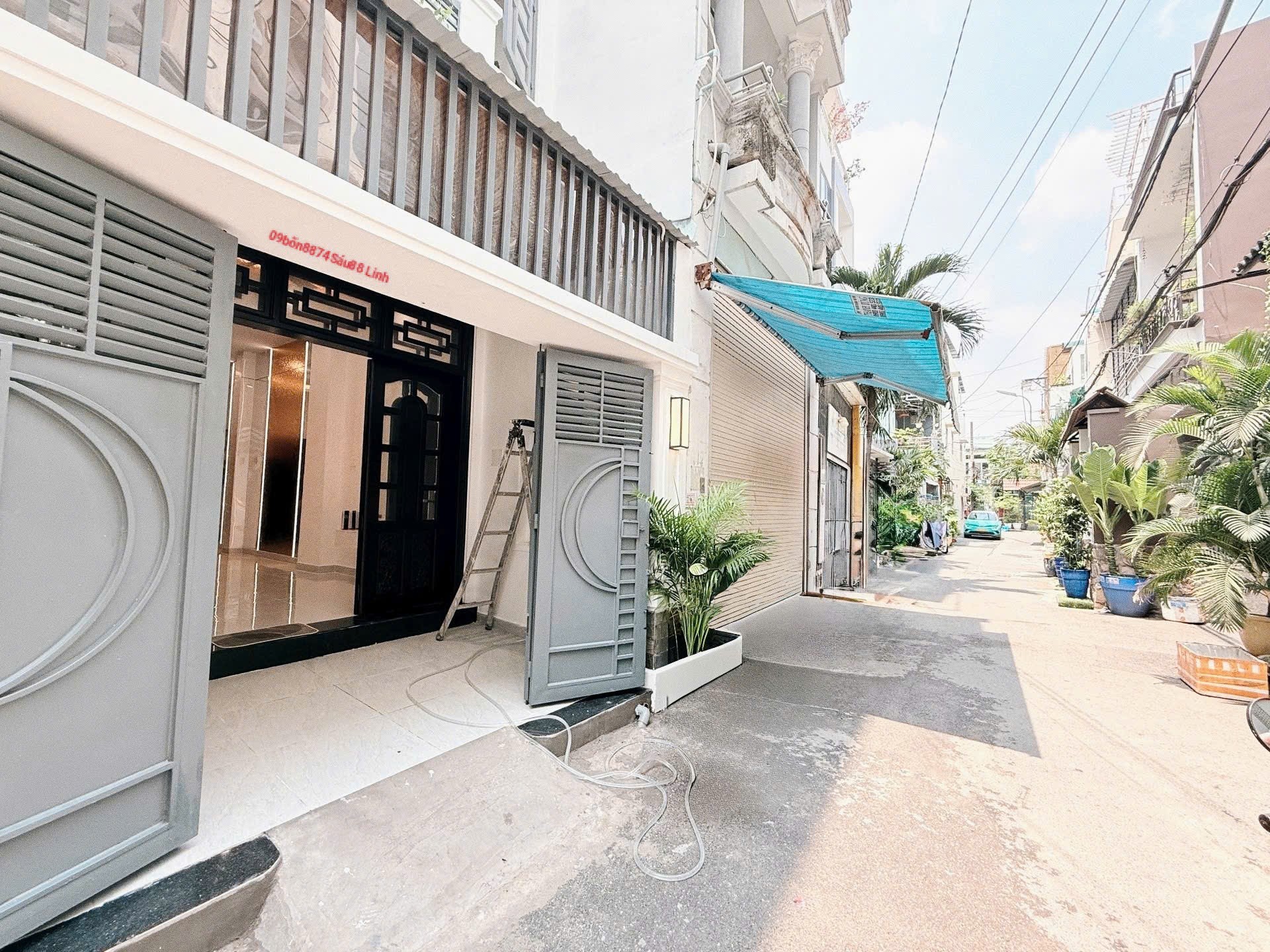 🔥 SIÊU PHẨM GÒ VẤP – 52M² – 4 TẦNG – Ô TÔ ĐỖ CỬA! 🔥
🏠 BTCT kiên cố | 4PN | 5WC
✨ Full nội thất –