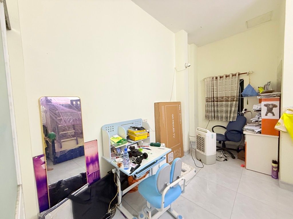 Nhà riêng 74m2 2 tầng 2PN gần ga T3 Phạm Văn Bạch Tân Sơn giá 7.8 tỷ