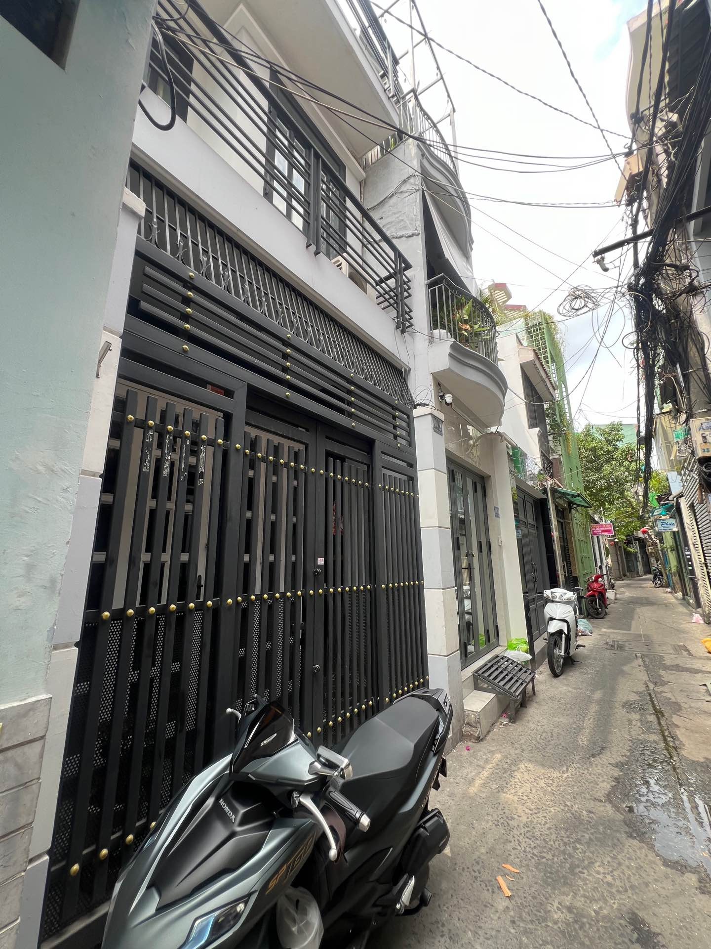 Bán nhà riêng quận 8 diện tích 76.2 m², hướng Đông Nam, nhà 2 tầng, giá 8,1 tỷ