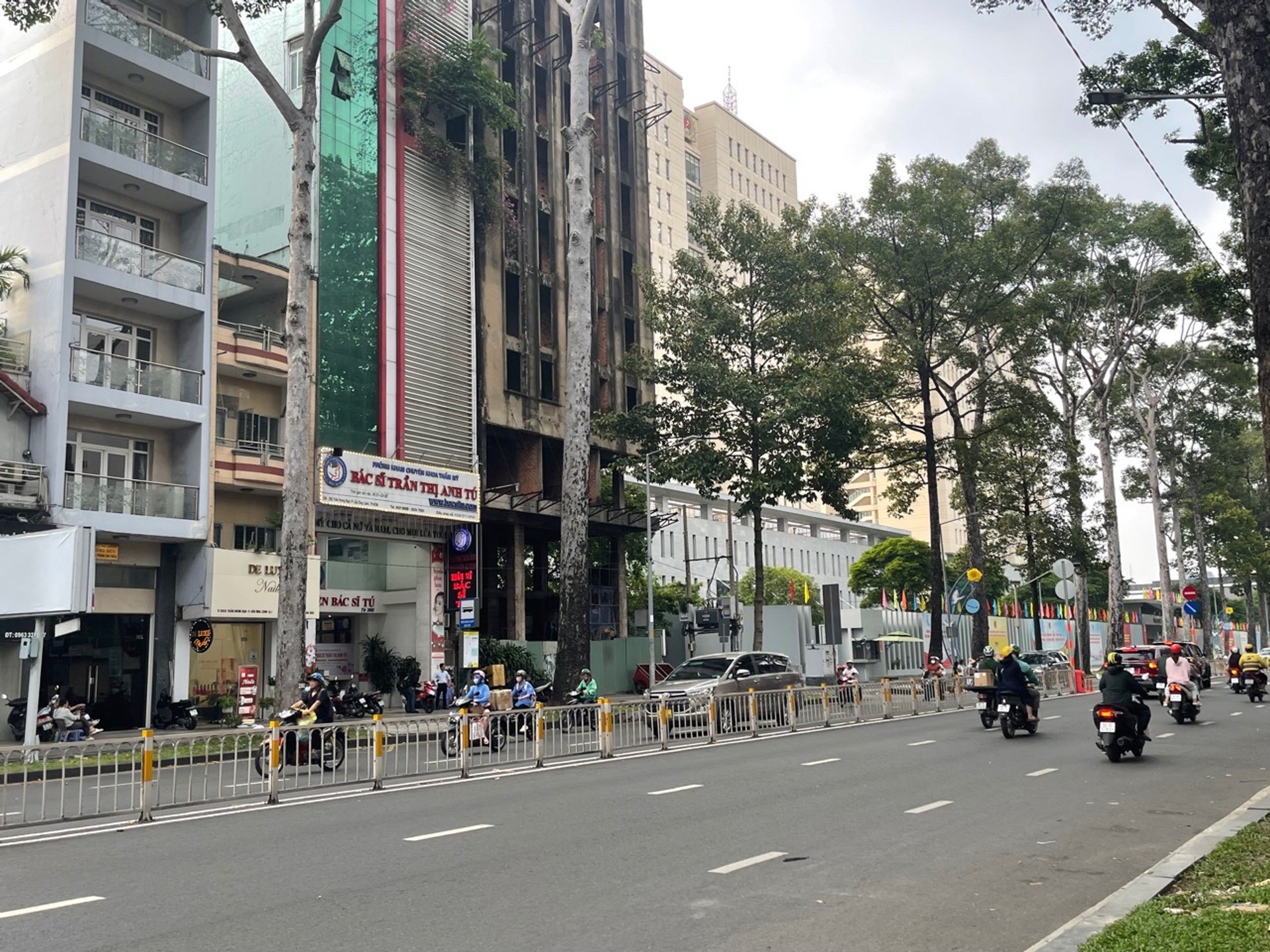 BÁN NHÀ CĂN GÓC HẺM TRẦN HƯNG ĐẠO, P. CẦU KHO, QUẬN 1 – 50M² – 2 TẦNG – GIÁ 5,5 TỶ