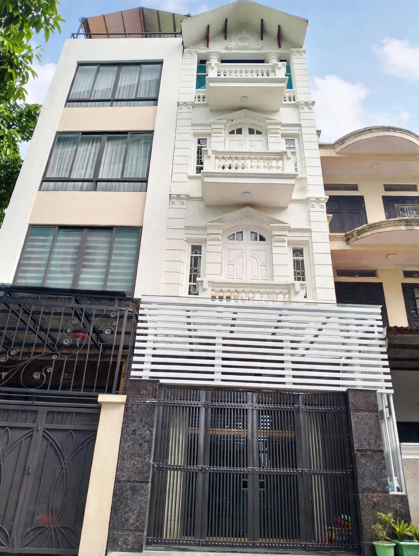 Bán nhà riêng 4 tầng phường Việt Hưng, gần chợ, mặt tiền 4.1m, pháp lý cơ sở