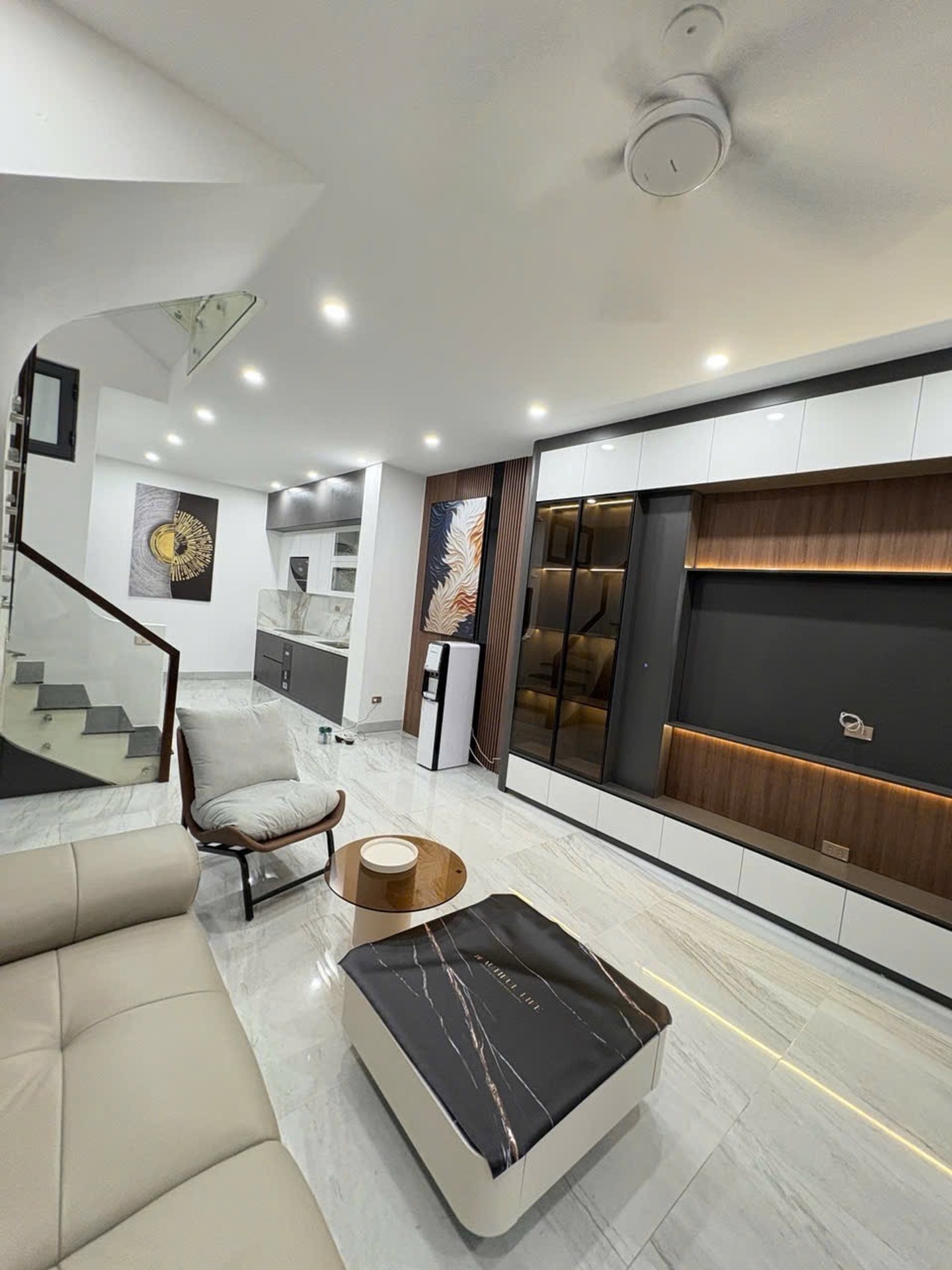 NHÀ MỚI RIÊNG 50m2 -4 tần -4,5m MẶT TIỀN.-GIÁ HƠN 10 Đ.ỒNG.