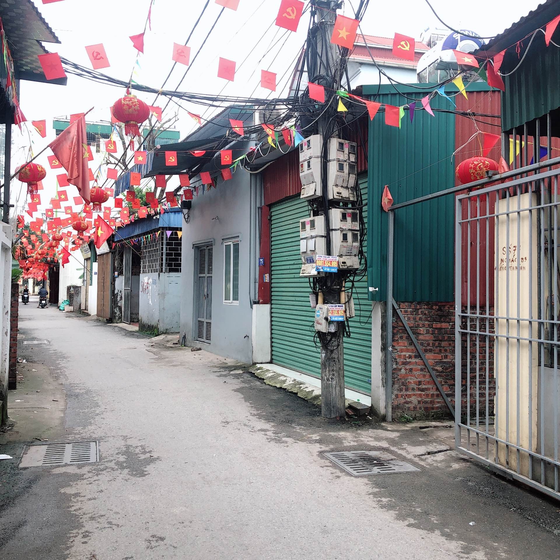 Bán đất nở hậu tại tổ 14-15, gần chợ, cách mặt phố ô tô tránh 26m